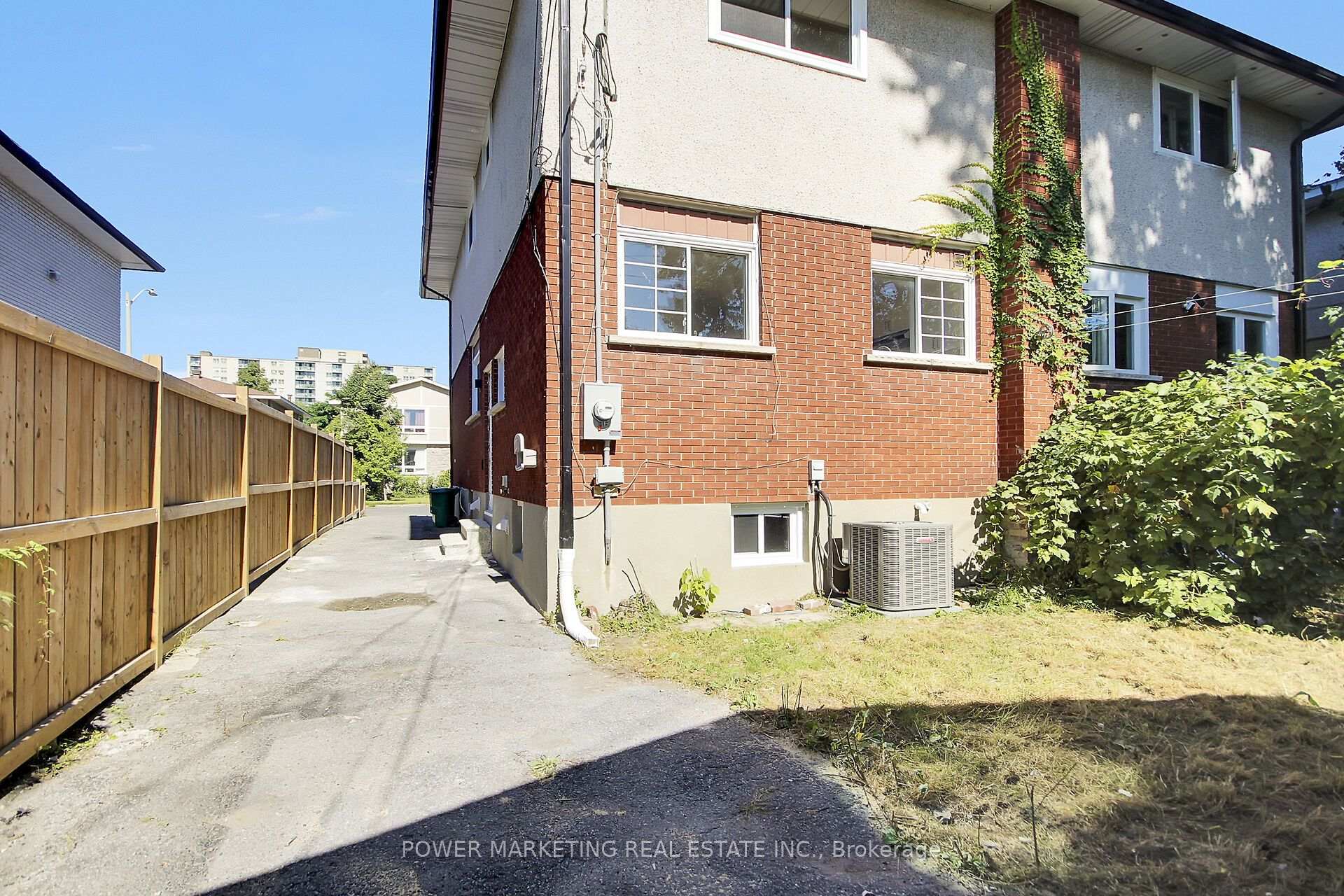 Photo 45 of 2654 Conn Street, Ottawa, Britannia — HOMEH