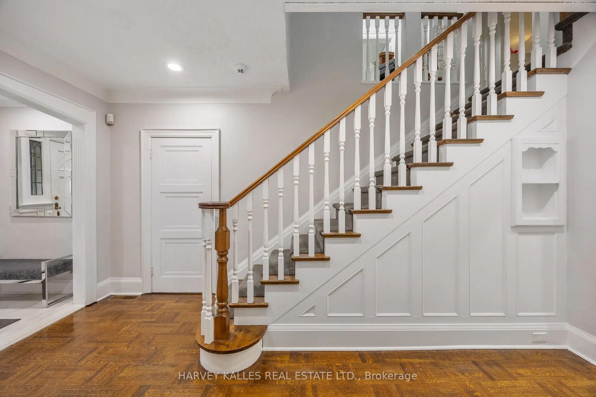 Photo 7 of 141 Old Forest Hill Road, Toronto, Forest Hill North — HOMEH