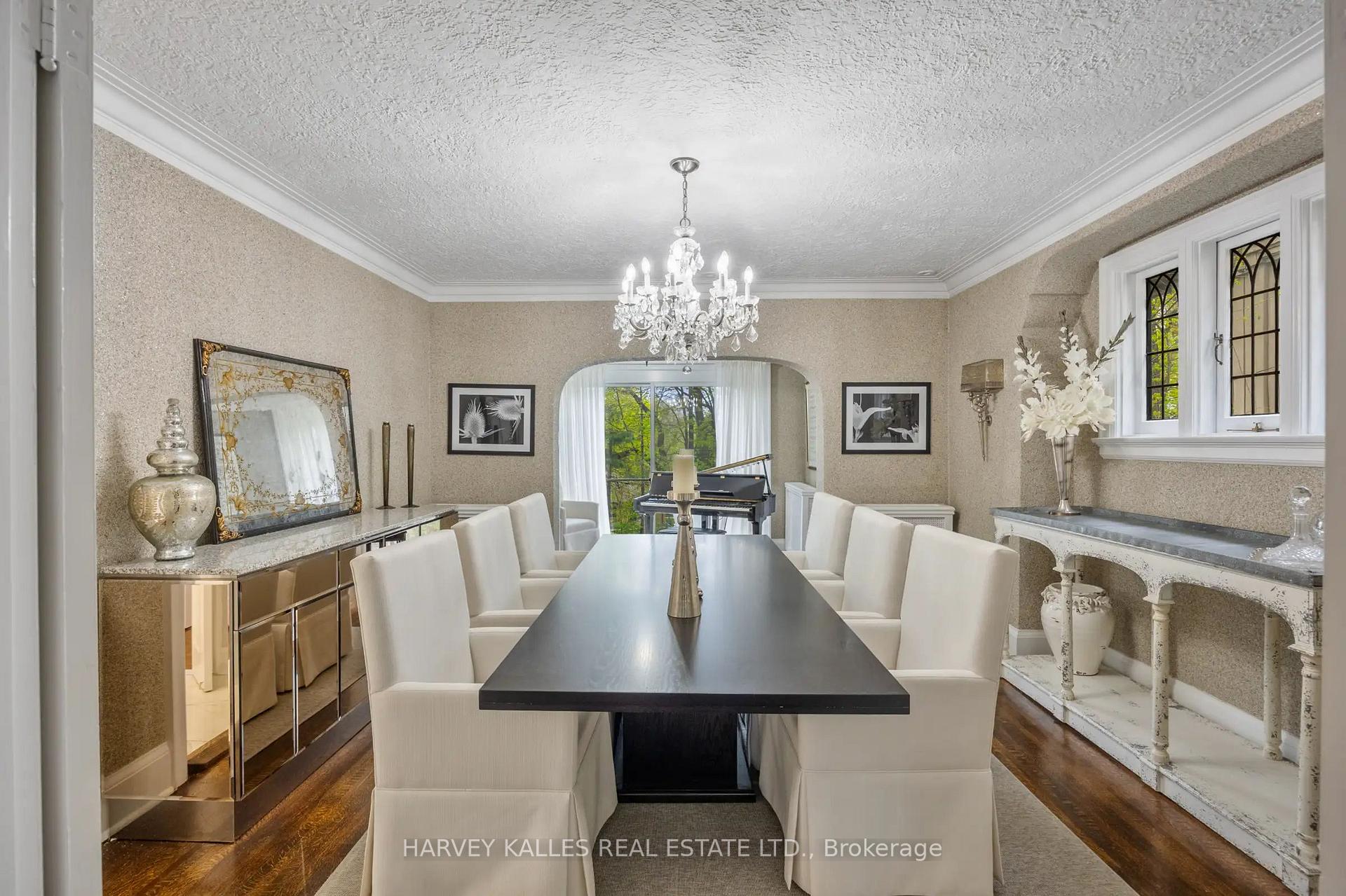 Photo 12 of 141 Old Forest Hill Road, Toronto, Forest Hill North — HOMEH
