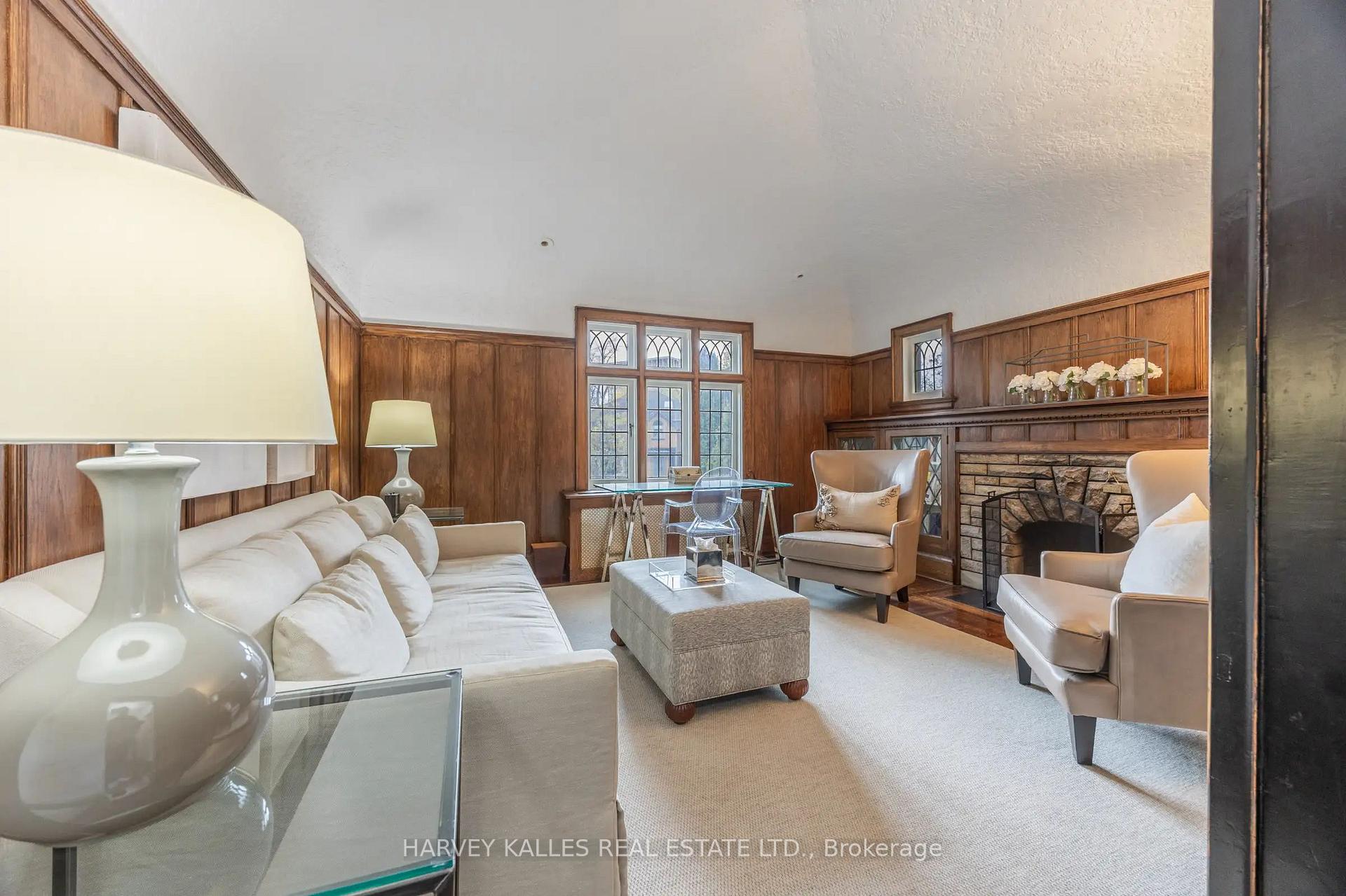 Photo 42 of 141 Old Forest Hill Road, Toronto, Forest Hill North — HOMEH