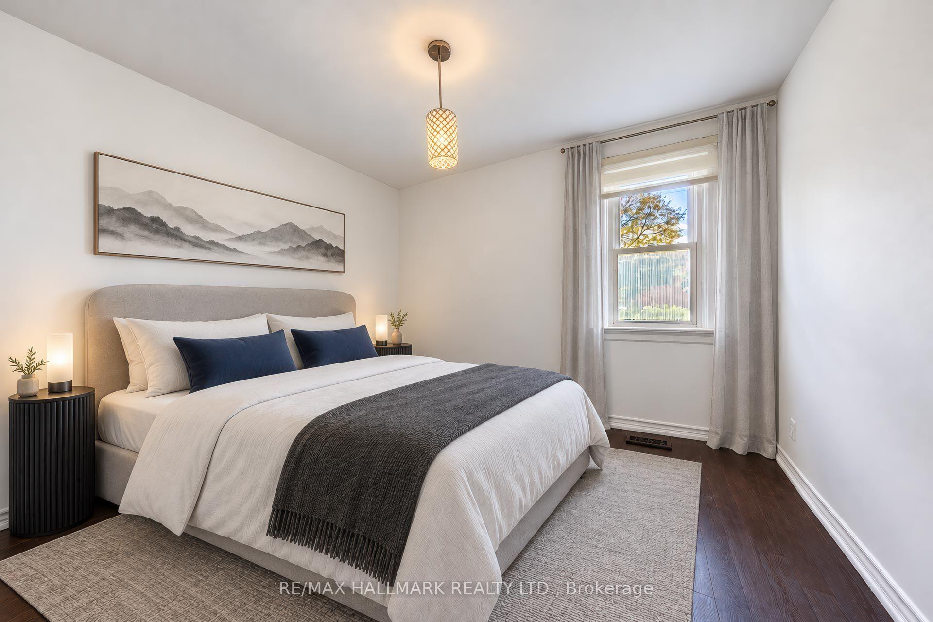 Photo 6 of 14 Saunders Road, Scarborough, Guildwood — HOMEH