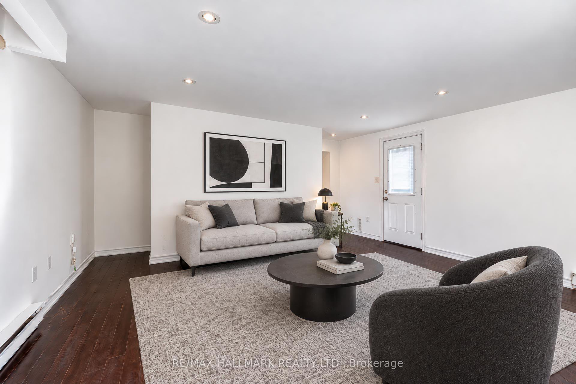 Photo 12 of 14 Saunders Road, Scarborough, Guildwood — HOMEH