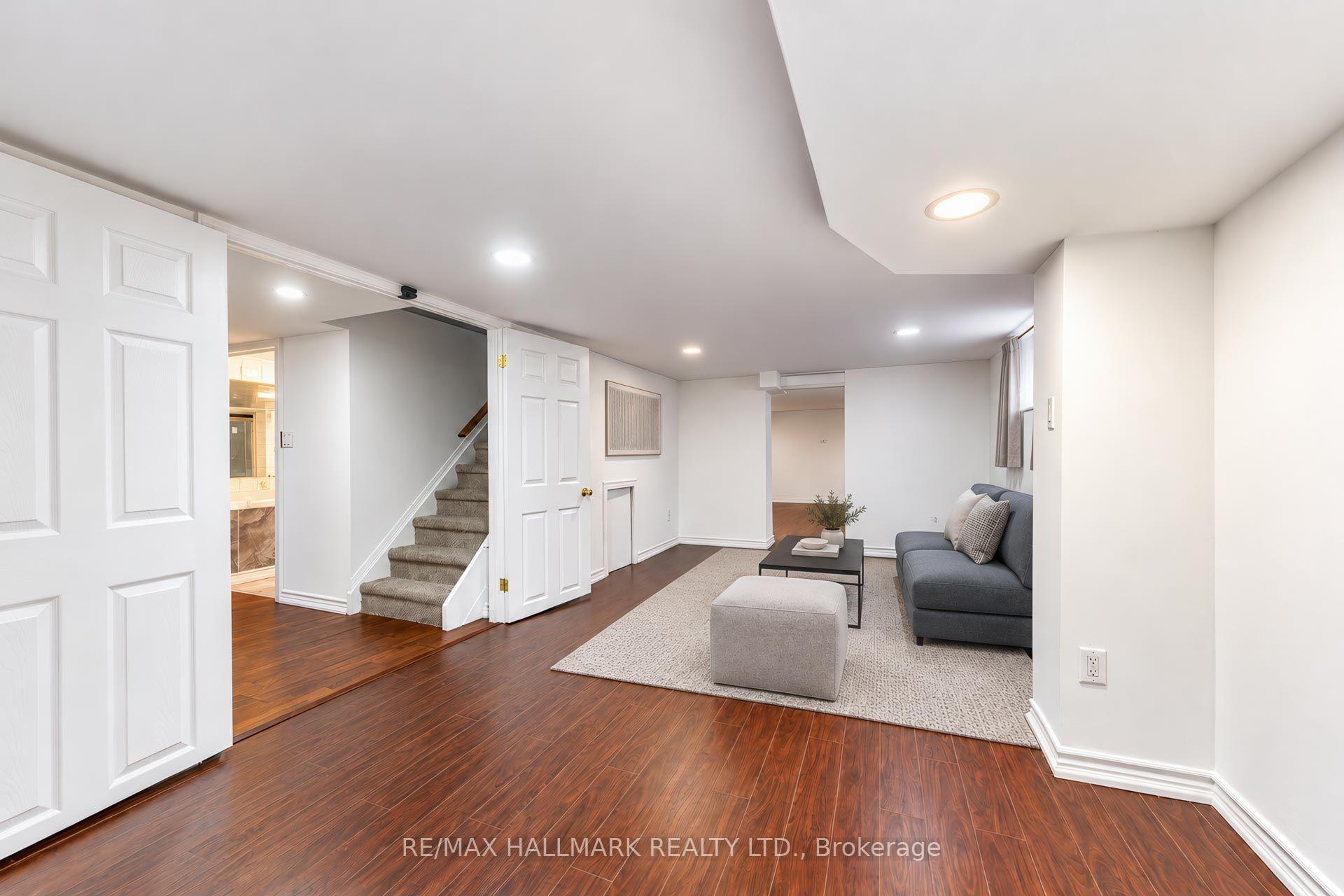 Photo 16 of 14 Saunders Road, Scarborough, Guildwood — HOMEH
