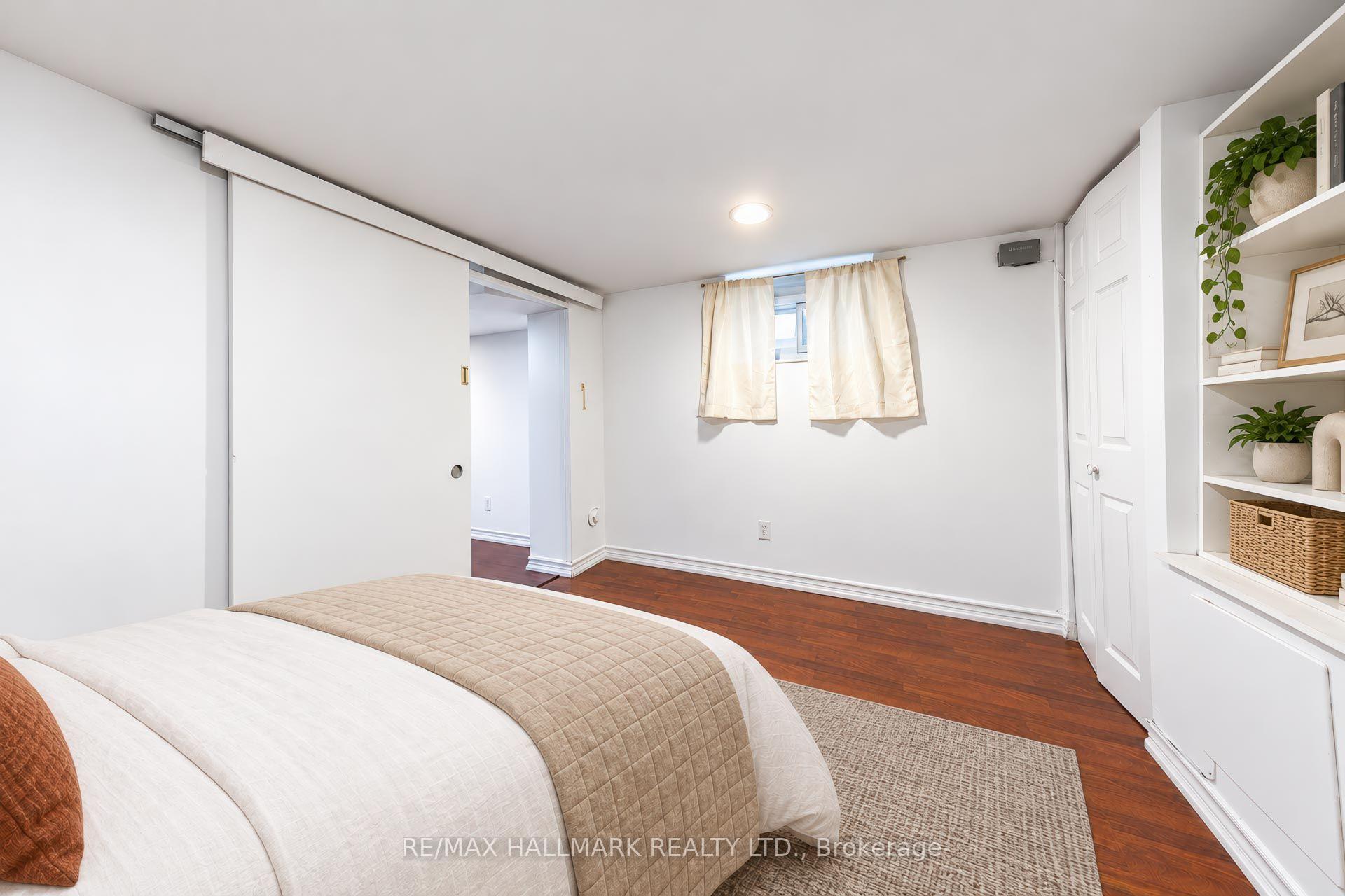 Photo 17 of 14 Saunders Road, Scarborough, Guildwood — HOMEH