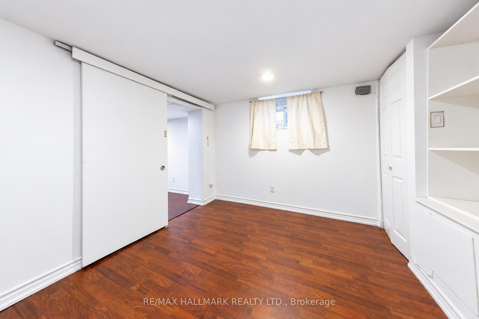 Photo 31 of 14 Saunders Road, Scarborough, Guildwood — HOMEH