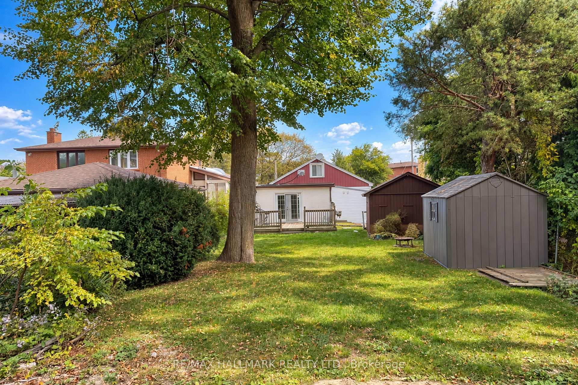 Photo 41 of 14 Saunders Road, Scarborough, Guildwood — HOMEH