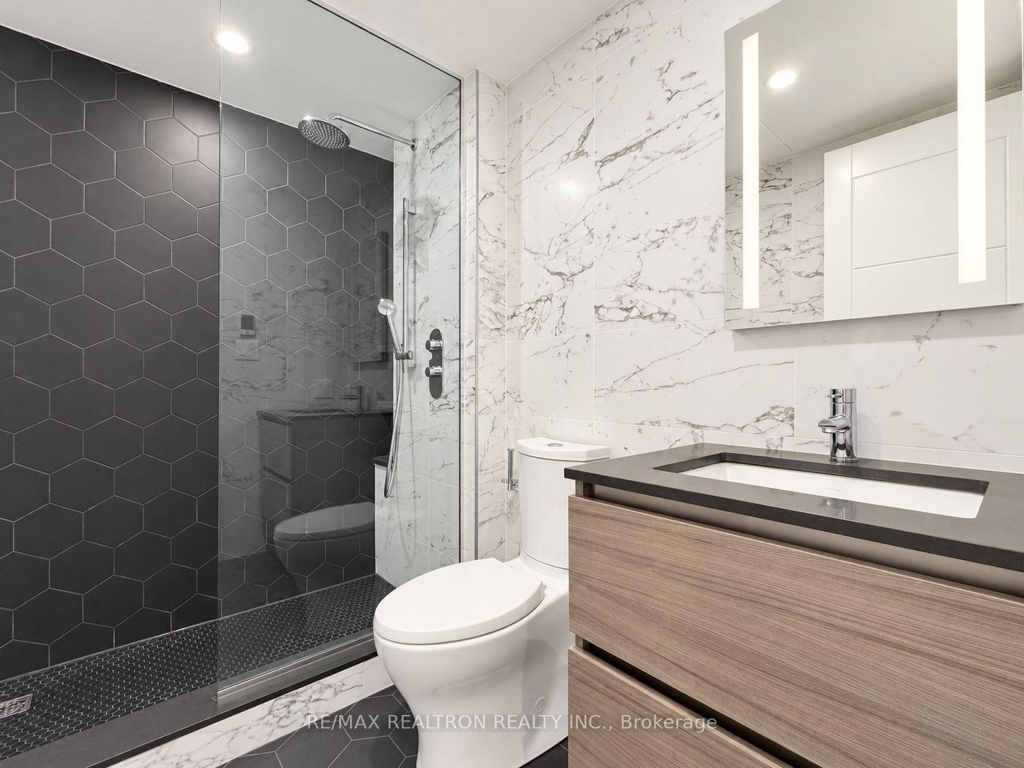 Photo 7 of Unit 106, 2 Clarendon Avenue, Toronto, Casa Loma — HOMEH