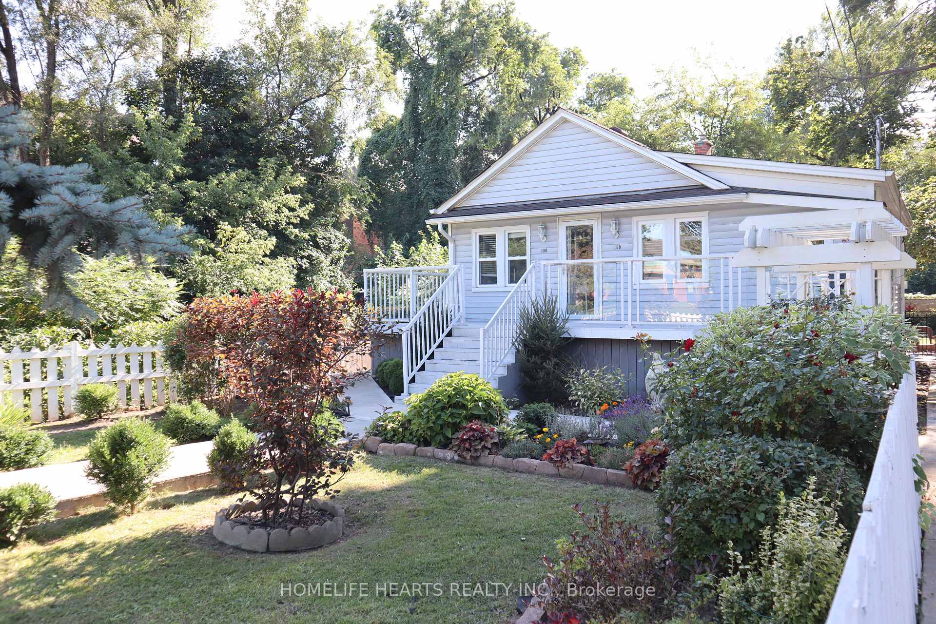 Photo of 490 Beach Boulevard