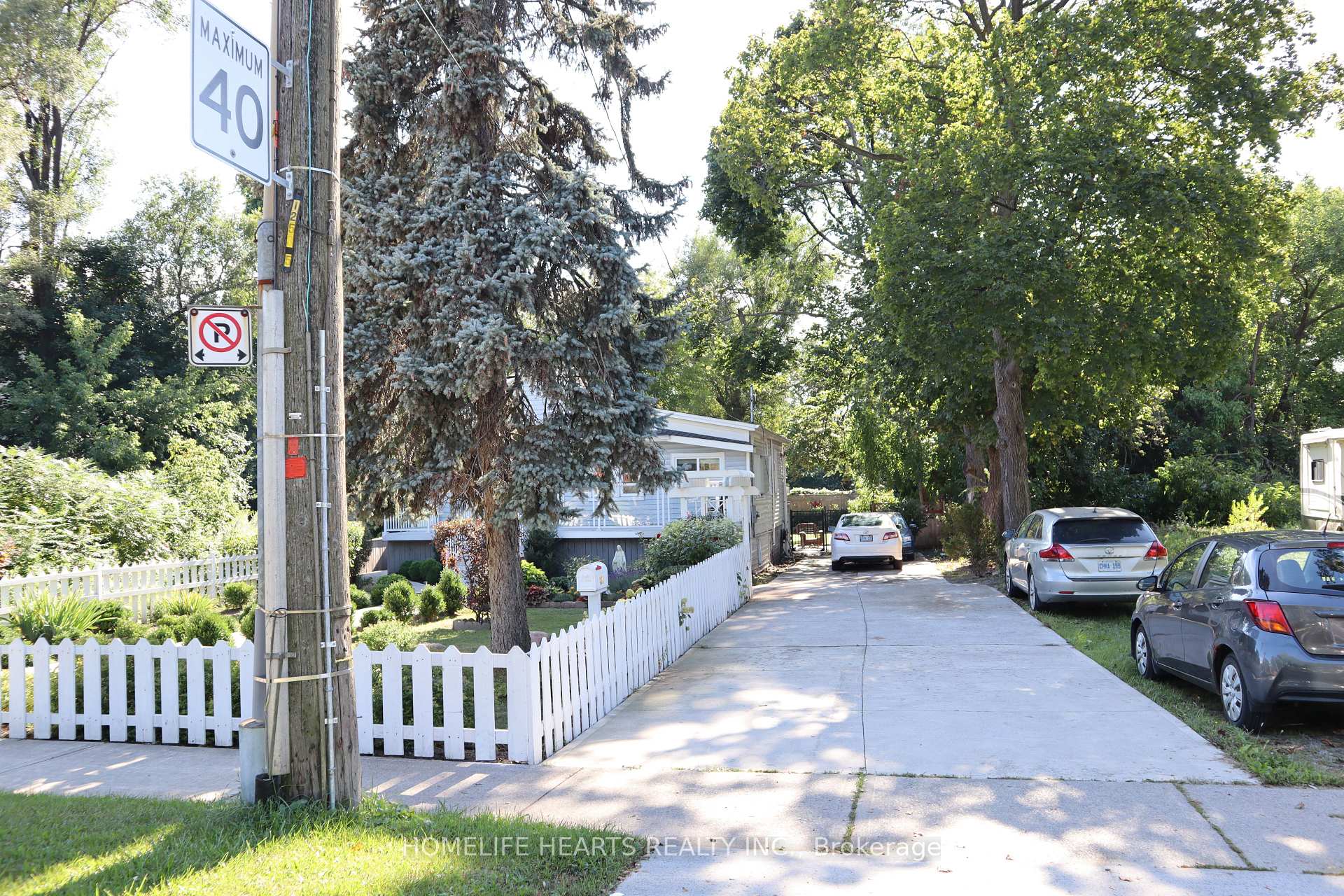 Photo 9 of 490 Beach Boulevard, Hamilton, Hamilton Beach — HOMEH