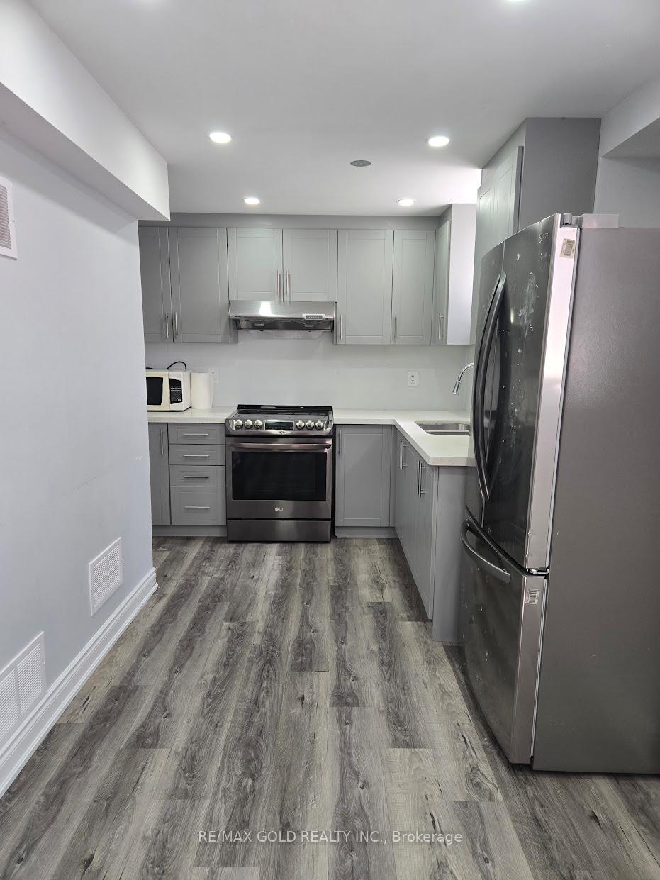Photo 10 of Unit basement, 75 Executive Court, Brampton, Sandringham-Wellington — HOMEH