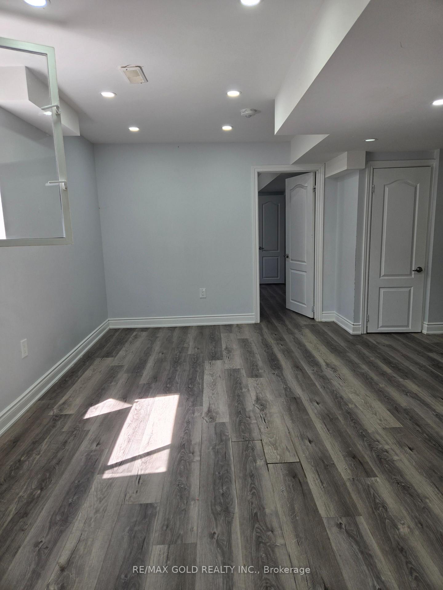 Photo 11 of Unit basement, 75 Executive Court, Brampton, Sandringham-Wellington — HOMEH