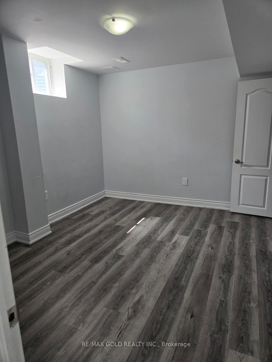 Photo 12 of Unit basement, 75 Executive Court, Brampton, Sandringham-Wellington — HOMEH