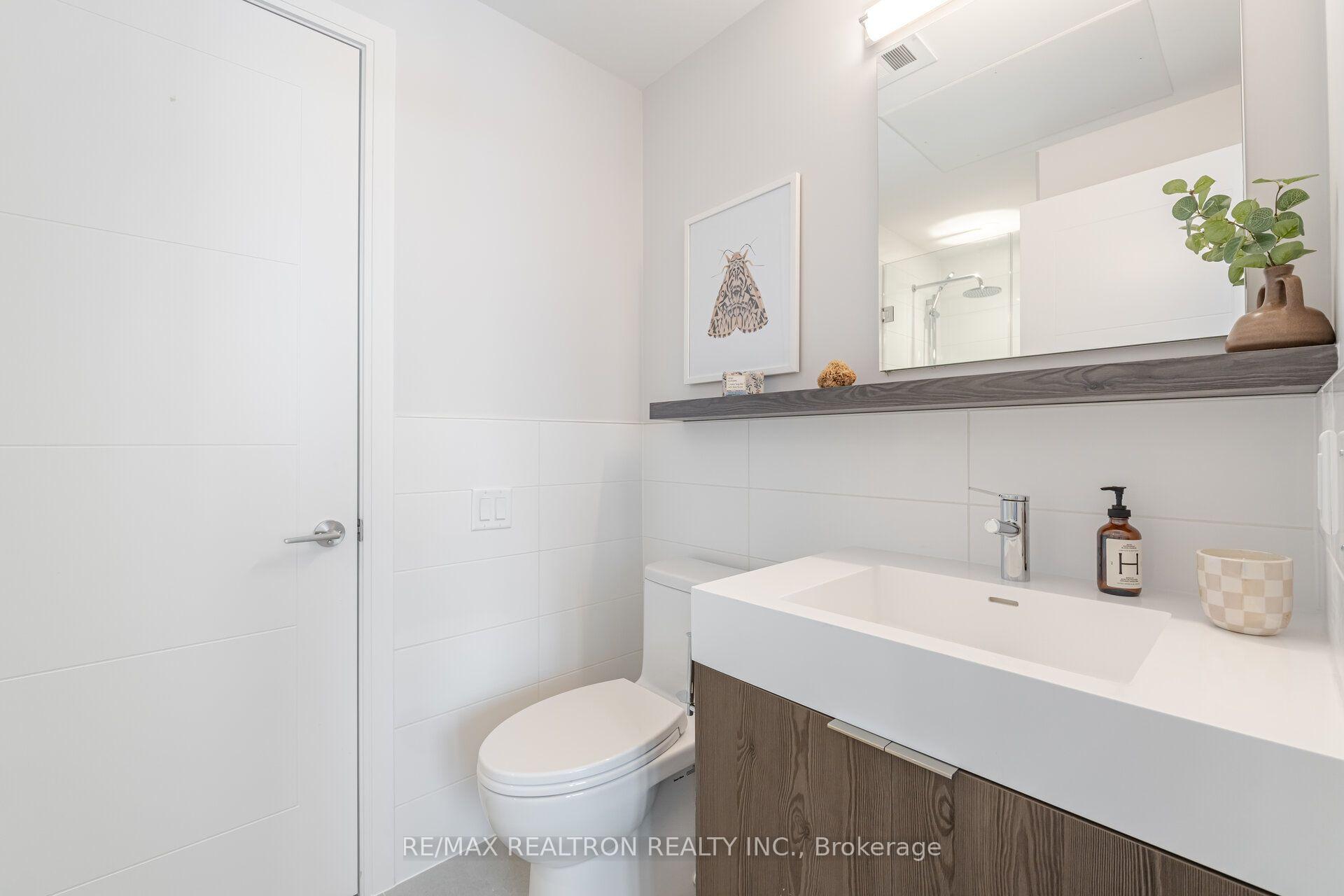 Photo 15 of Unit 606, 664 Spadina Avenue, Toronto, University — HOMEH