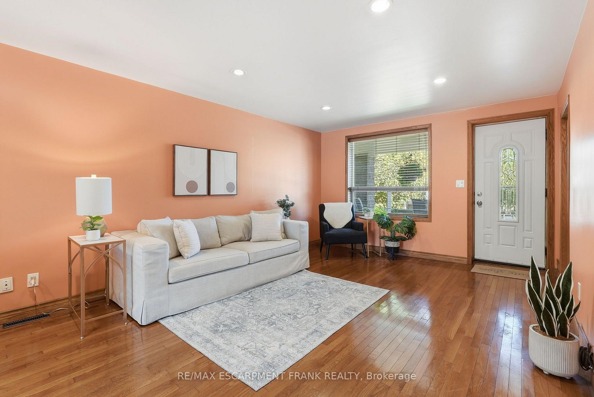 Photo 9 of 42 Dalhousie Avenue, Hamilton, Crown Point — HOMEH