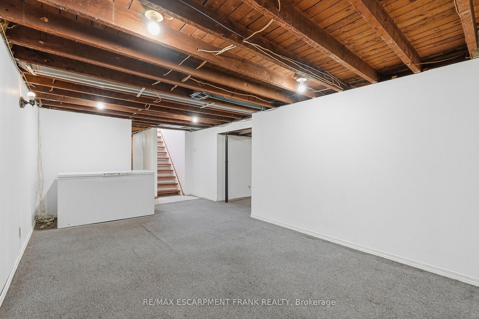 Photo 35 of 42 Dalhousie Avenue, Hamilton, Crown Point — HOMEH