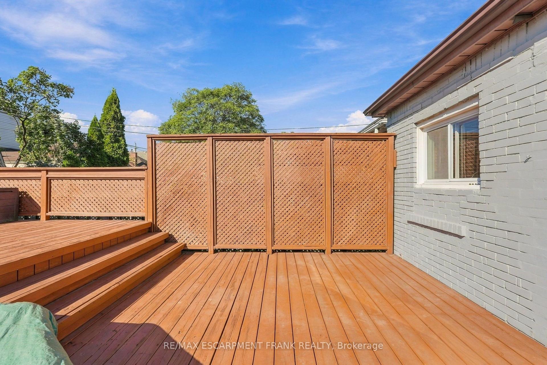 Photo 43 of 42 Dalhousie Avenue, Hamilton, Crown Point — HOMEH