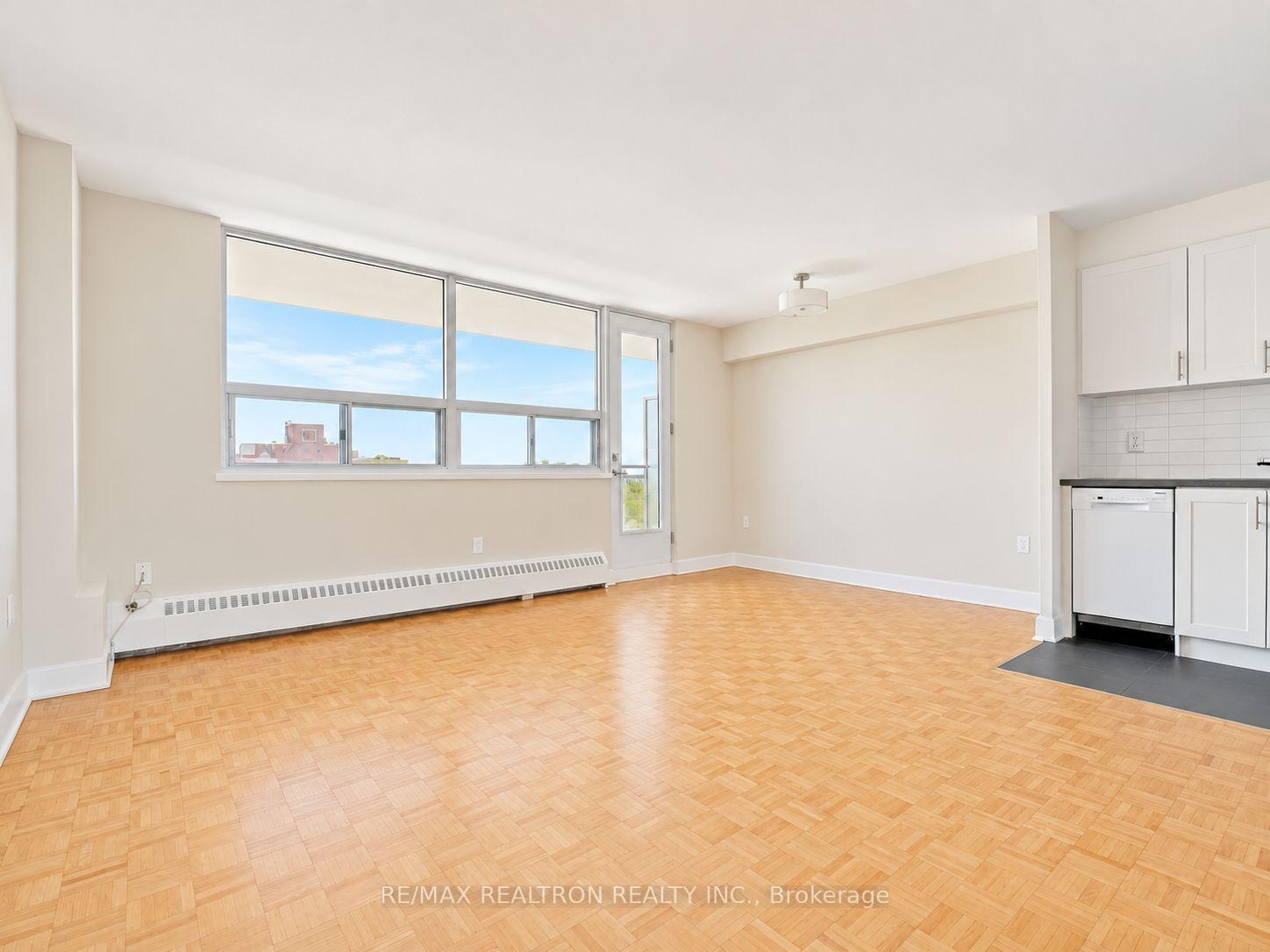 Photo 2 of Unit 1004, 1500 Bathurst Street, Toronto, Humewood-Cedarvale — HOMEH