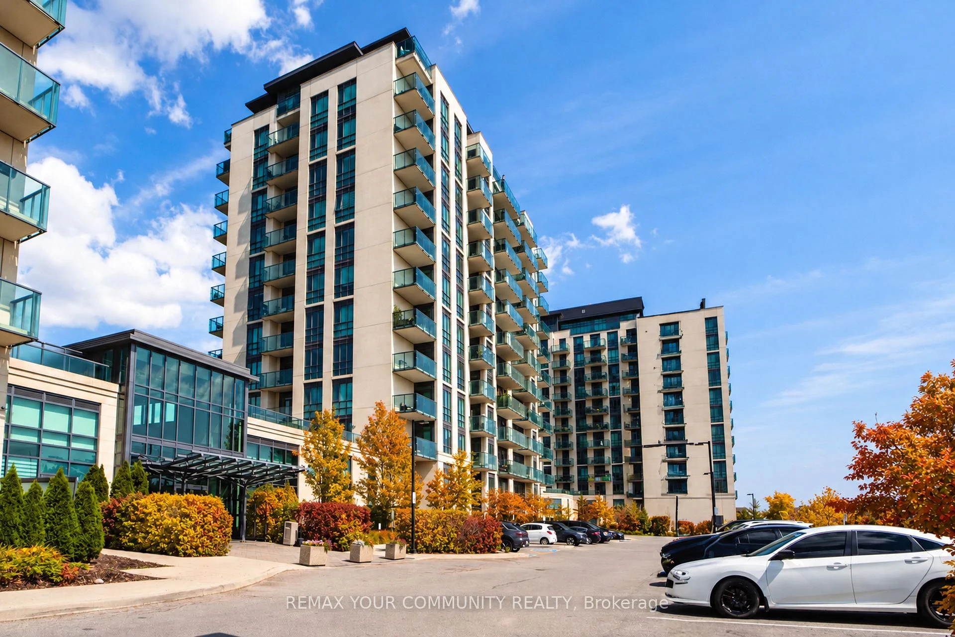 Photo 4 of Unit 907, 55 Yorkland Boulevard, Brampton, Goreway Drive Corridor — HOMEH
