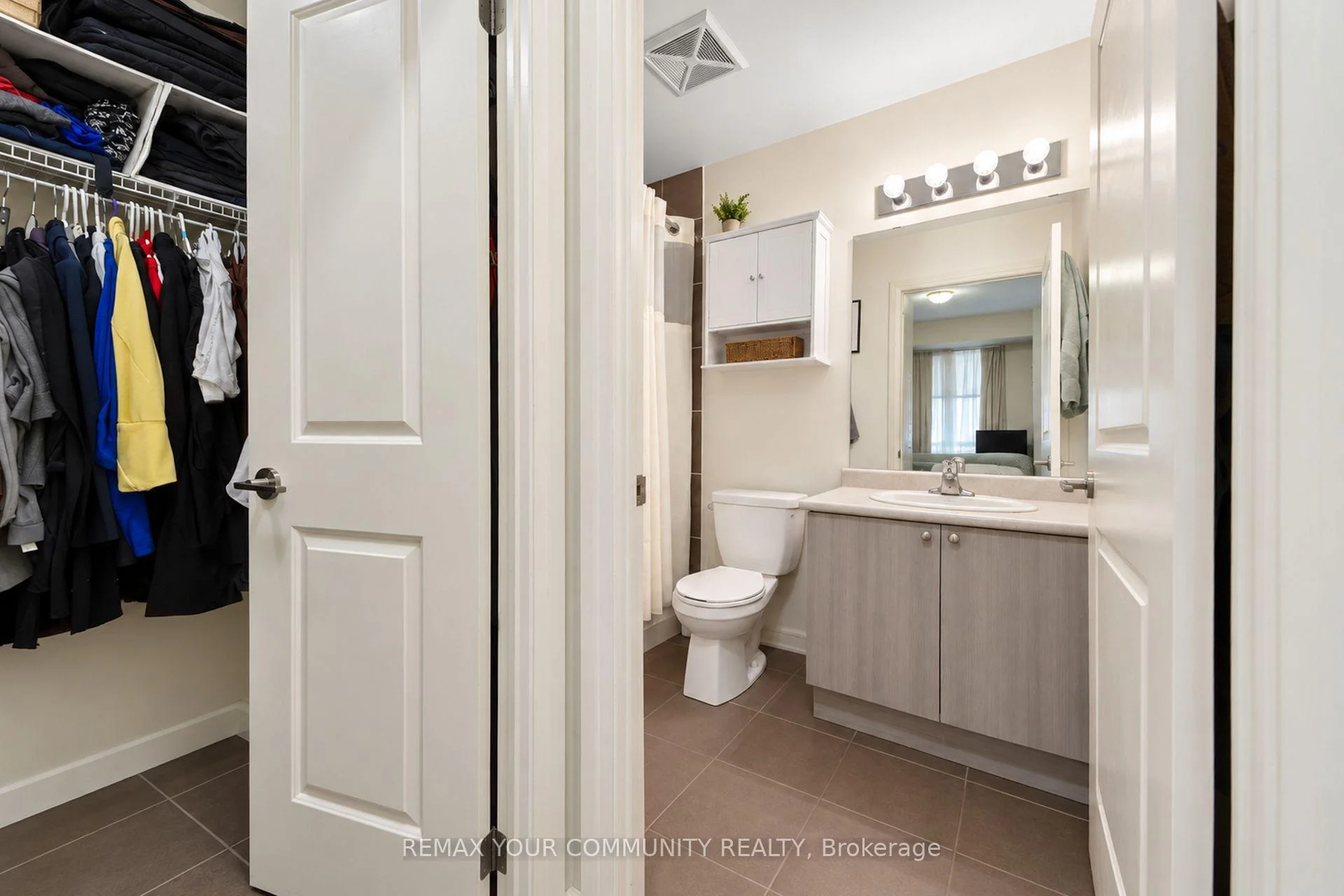 Photo 22 of Unit 907, 55 Yorkland Boulevard, Brampton, Goreway Drive Corridor — HOMEH