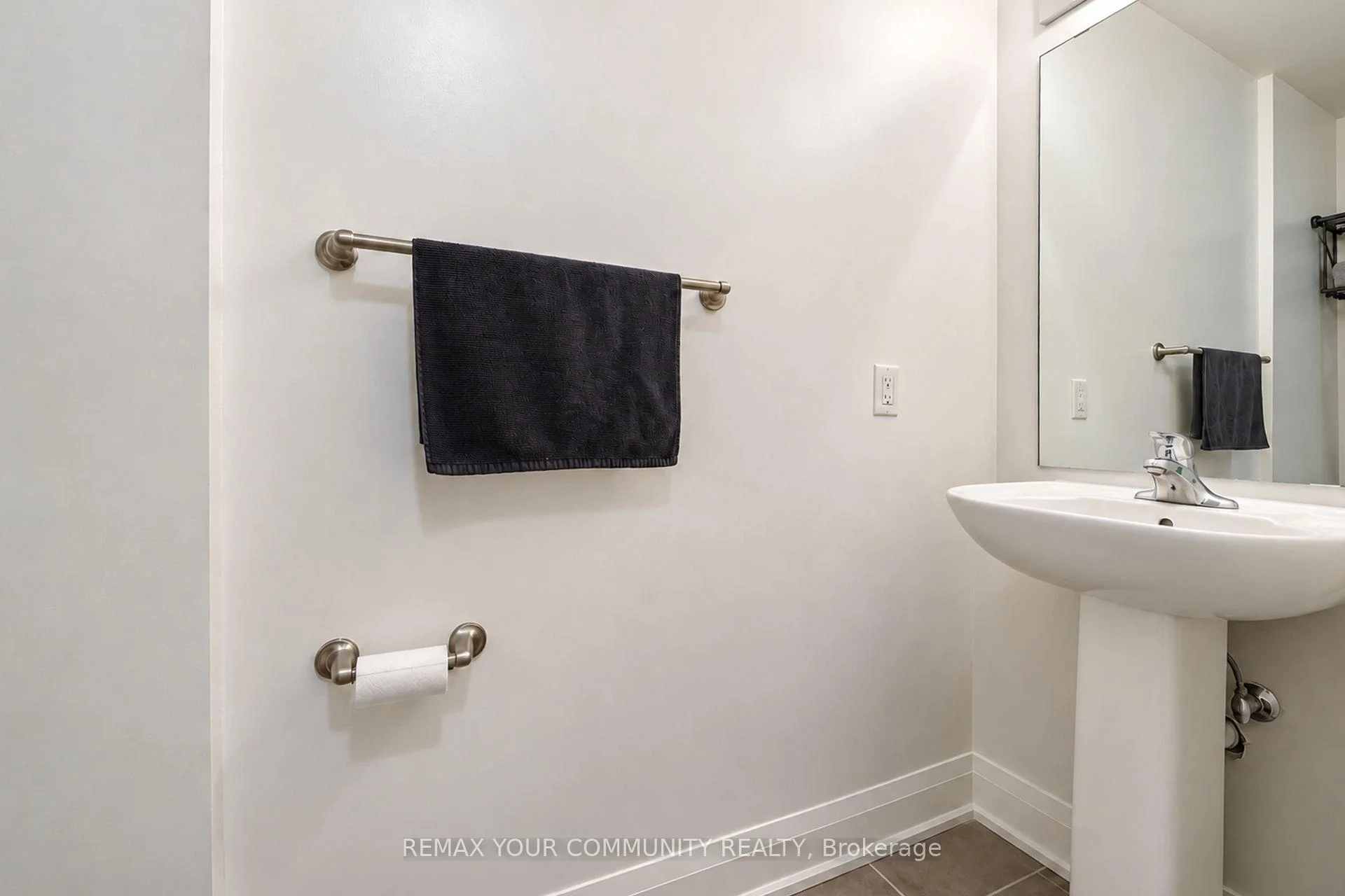 Photo 24 of Unit 907, 55 Yorkland Boulevard, Brampton, Goreway Drive Corridor — HOMEH