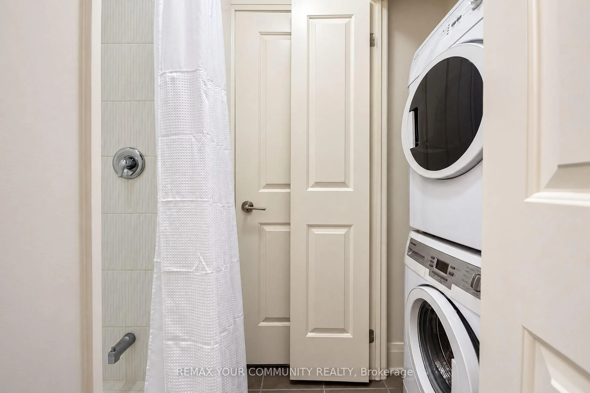 Photo 26 of Unit 907, 55 Yorkland Boulevard, Brampton, Goreway Drive Corridor — HOMEH
