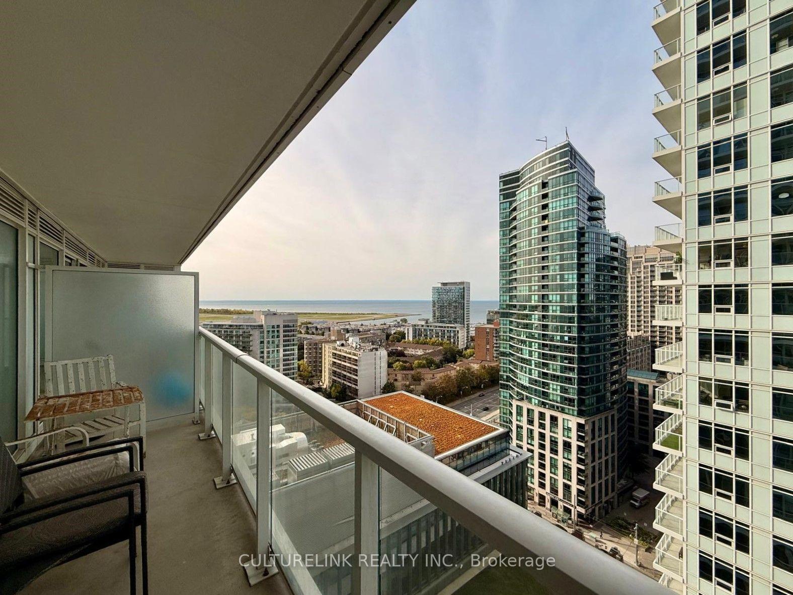 Photo of Unit 2205, 17 Bathurst Street