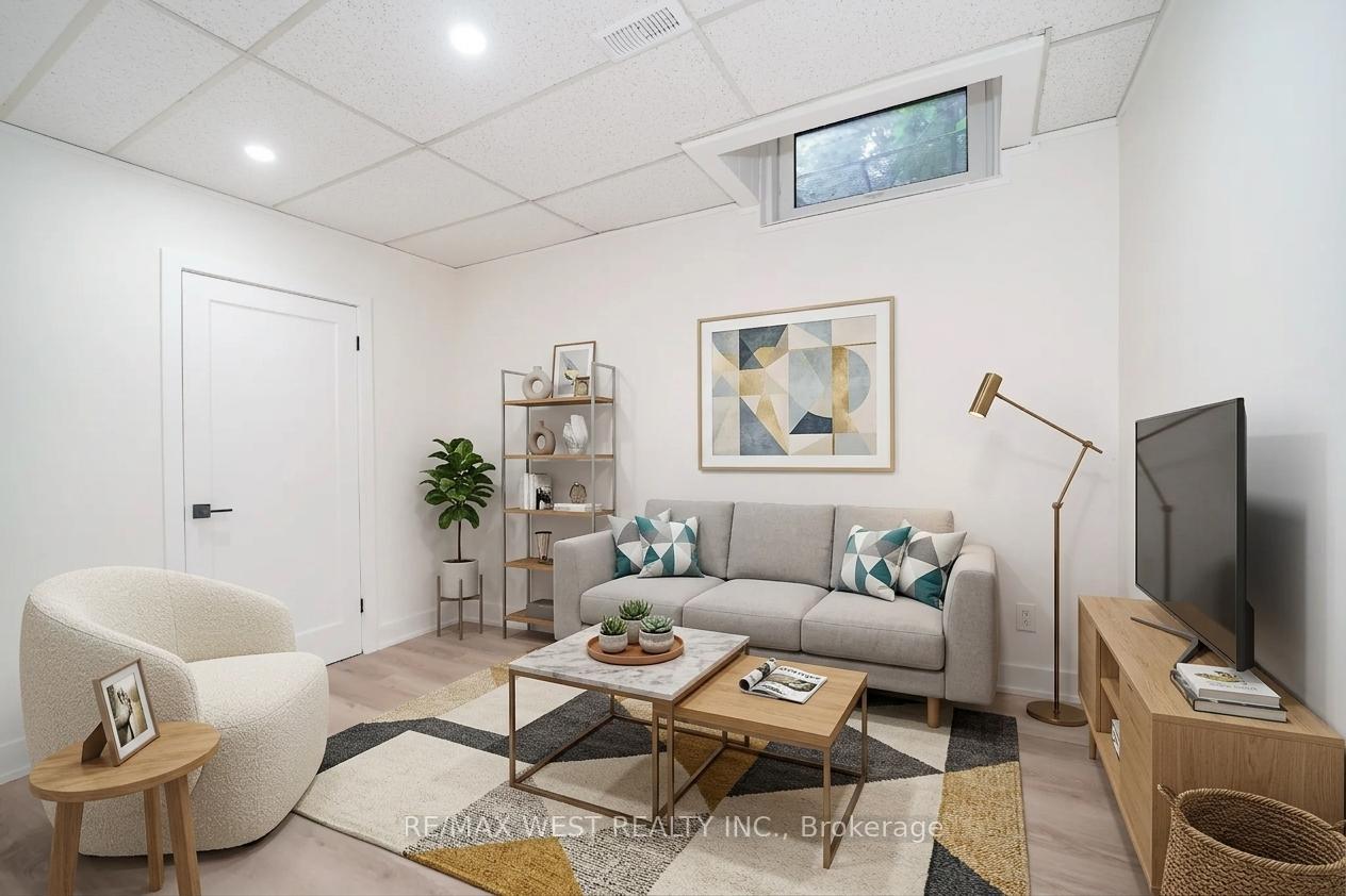 Photo 5 of Unit 36, 250 Satok Crescent, Milton, Timberlea — HOMEH