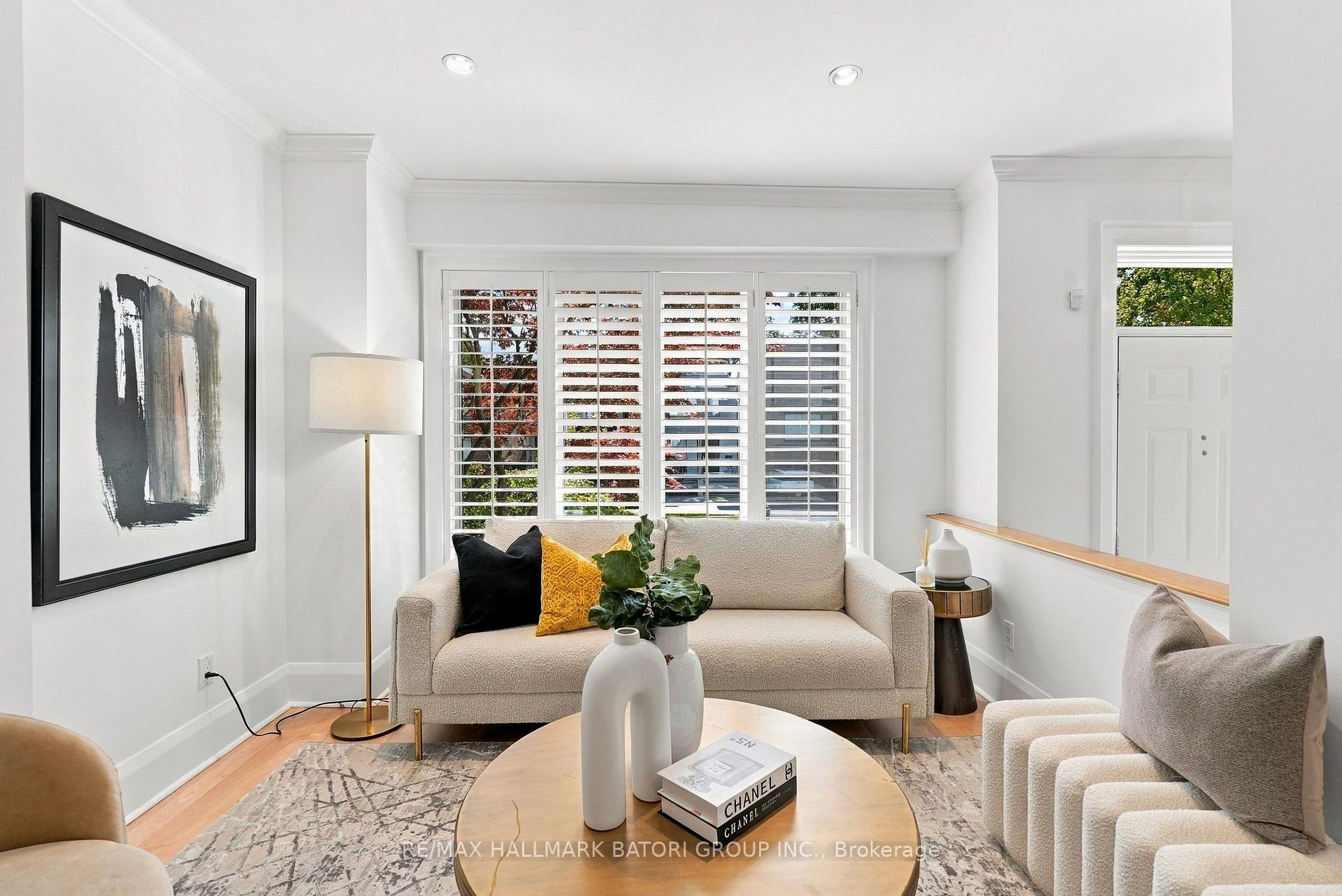 Photo 4 of 266 Briar Hill Avenue, Toronto, Lawrence Park South — HOMEH