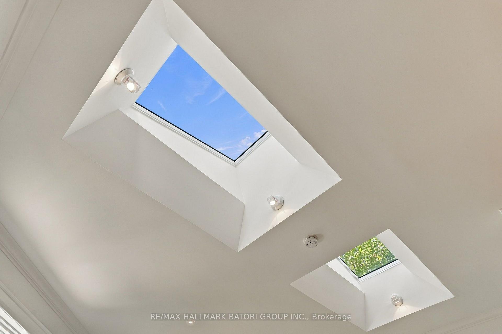 Photo 16 of 266 Briar Hill Avenue, Toronto, Lawrence Park South — HOMEH