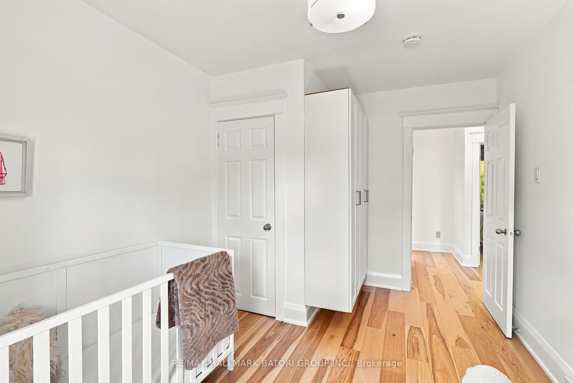 Photo 29 of 266 Briar Hill Avenue, Toronto, Lawrence Park South — HOMEH
