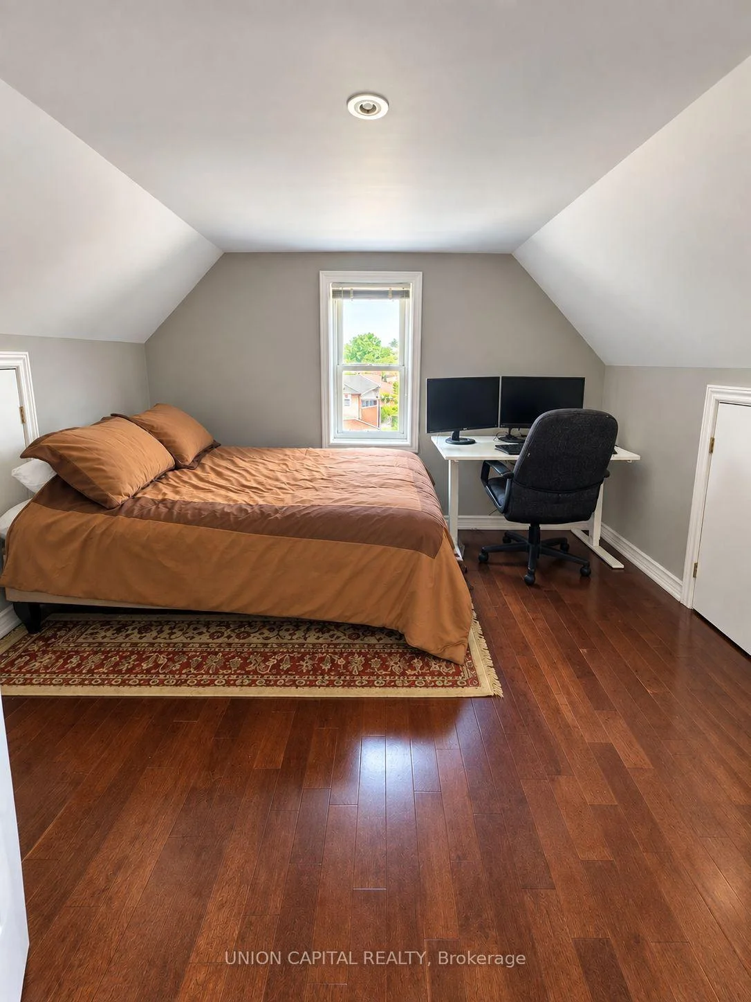 Photo 8 of Unit Upper, 84 Runnymede Road, Toronto, High Park-Swansea — HOMEH