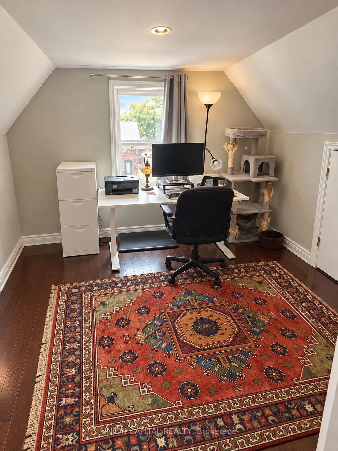 Photo 9 of Unit Upper, 84 Runnymede Road, Toronto, High Park-Swansea — HOMEH