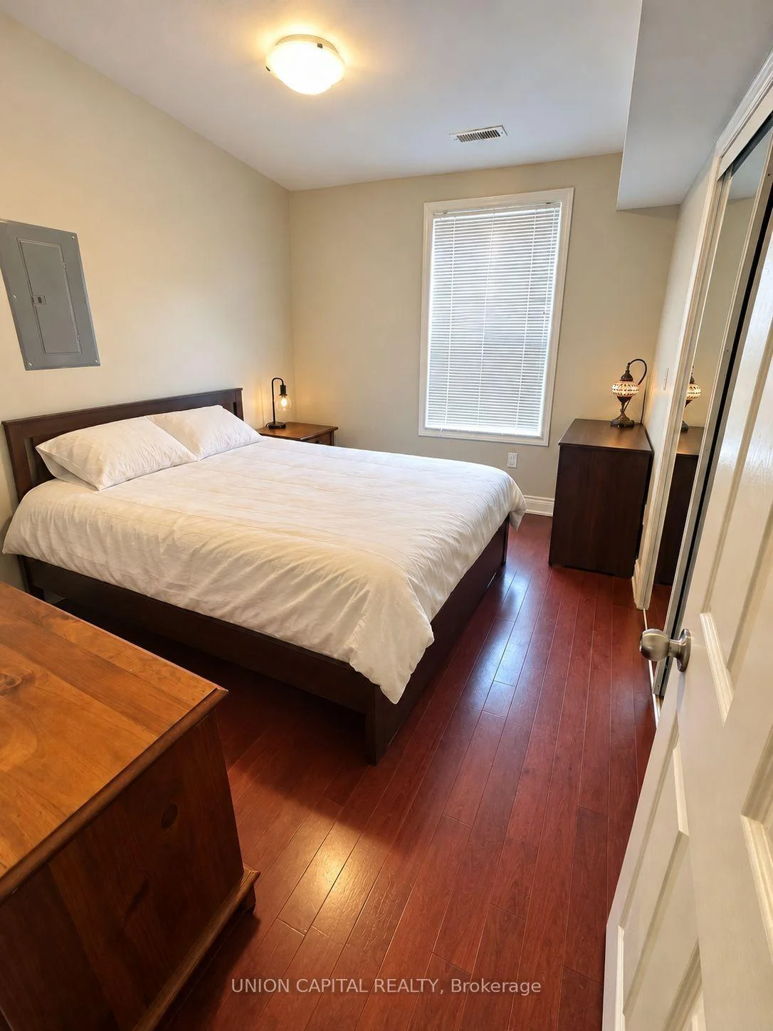 Photo 11 of Unit Upper, 84 Runnymede Road, Toronto, High Park-Swansea — HOMEH