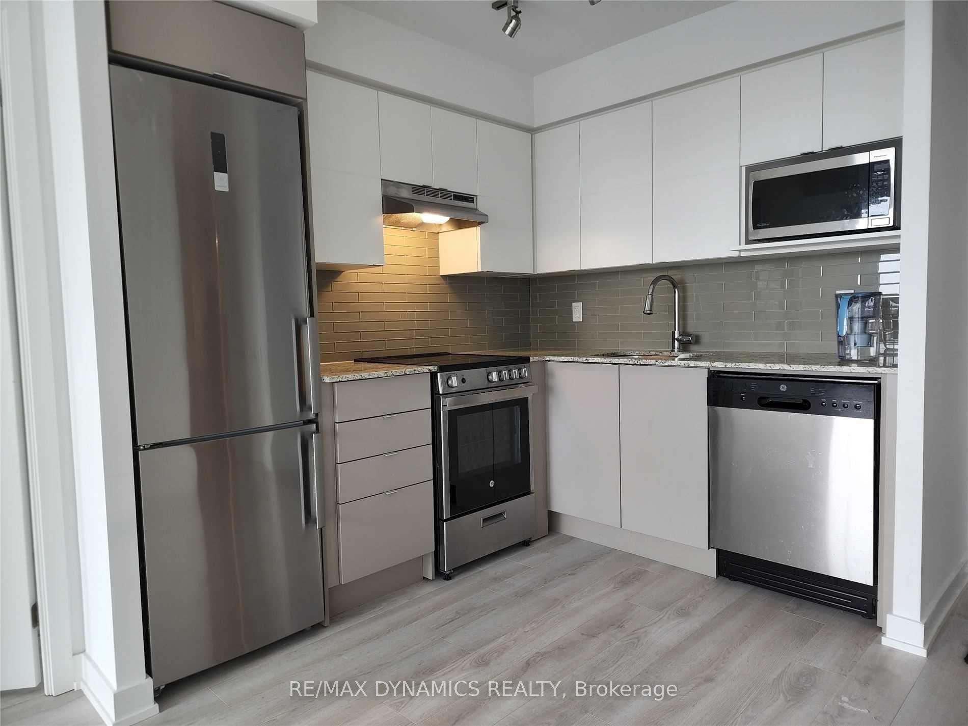 Photo 6 of Unit 1002, 120 Varna Drive, Toronto, Englemount-Lawrence — HOMEH