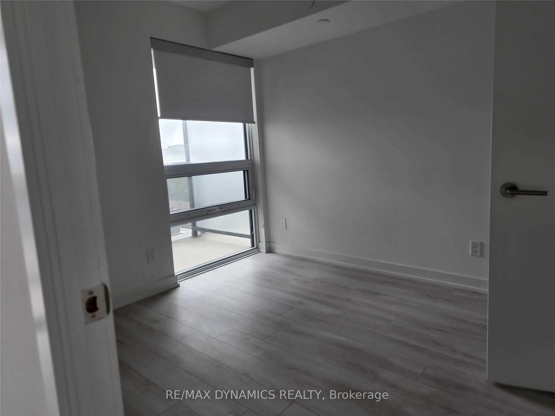 Photo 11 of Unit 1002, 120 Varna Drive, Toronto, Englemount-Lawrence — HOMEH