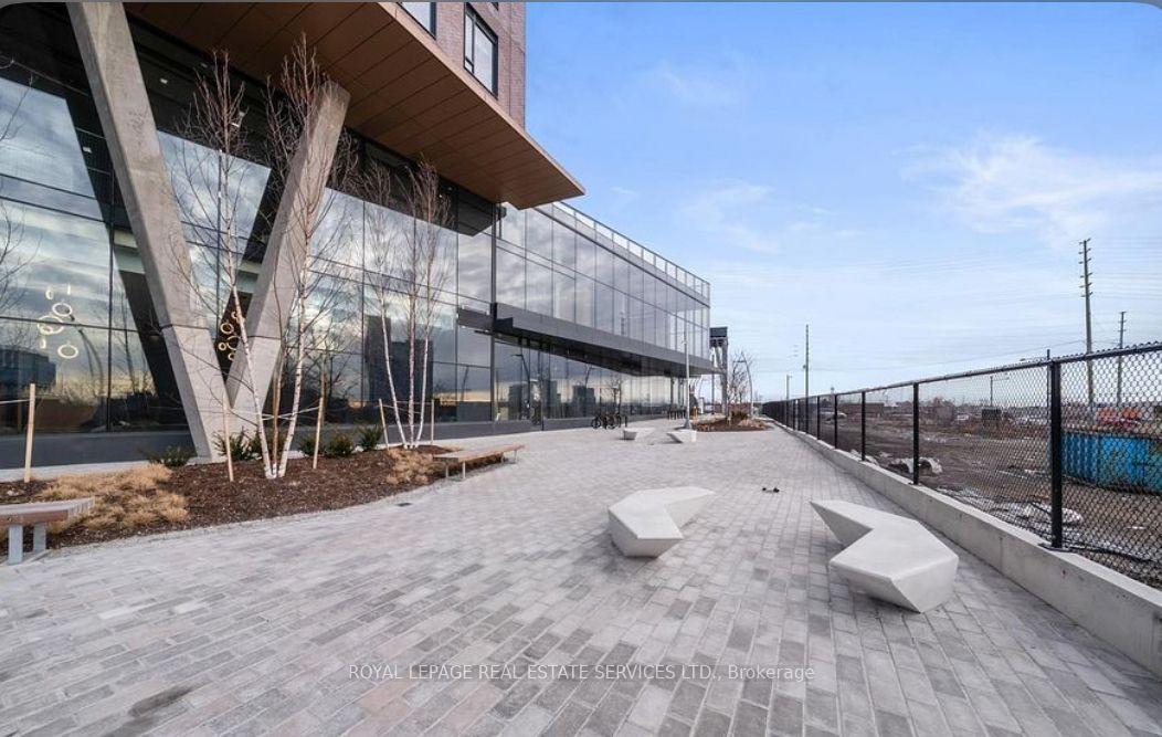 Photo 6 of Unit 2801, 2920 Highway 7 S, Vaughan, Vaughan Corporate Centre — HOMEH
