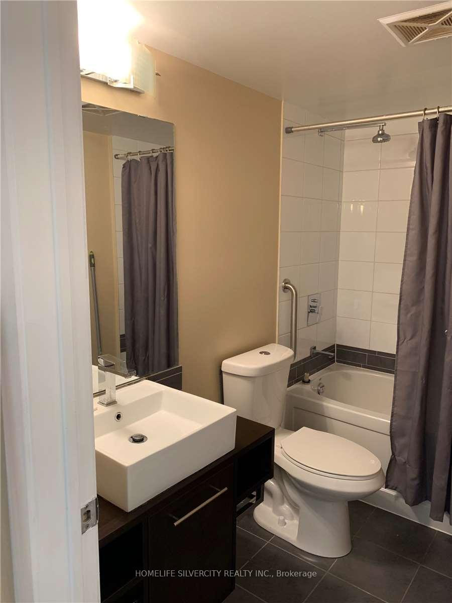 Photo 6 of Unit 709, 25 Town Centre Court, Scarborough, Bendale — HOMEH