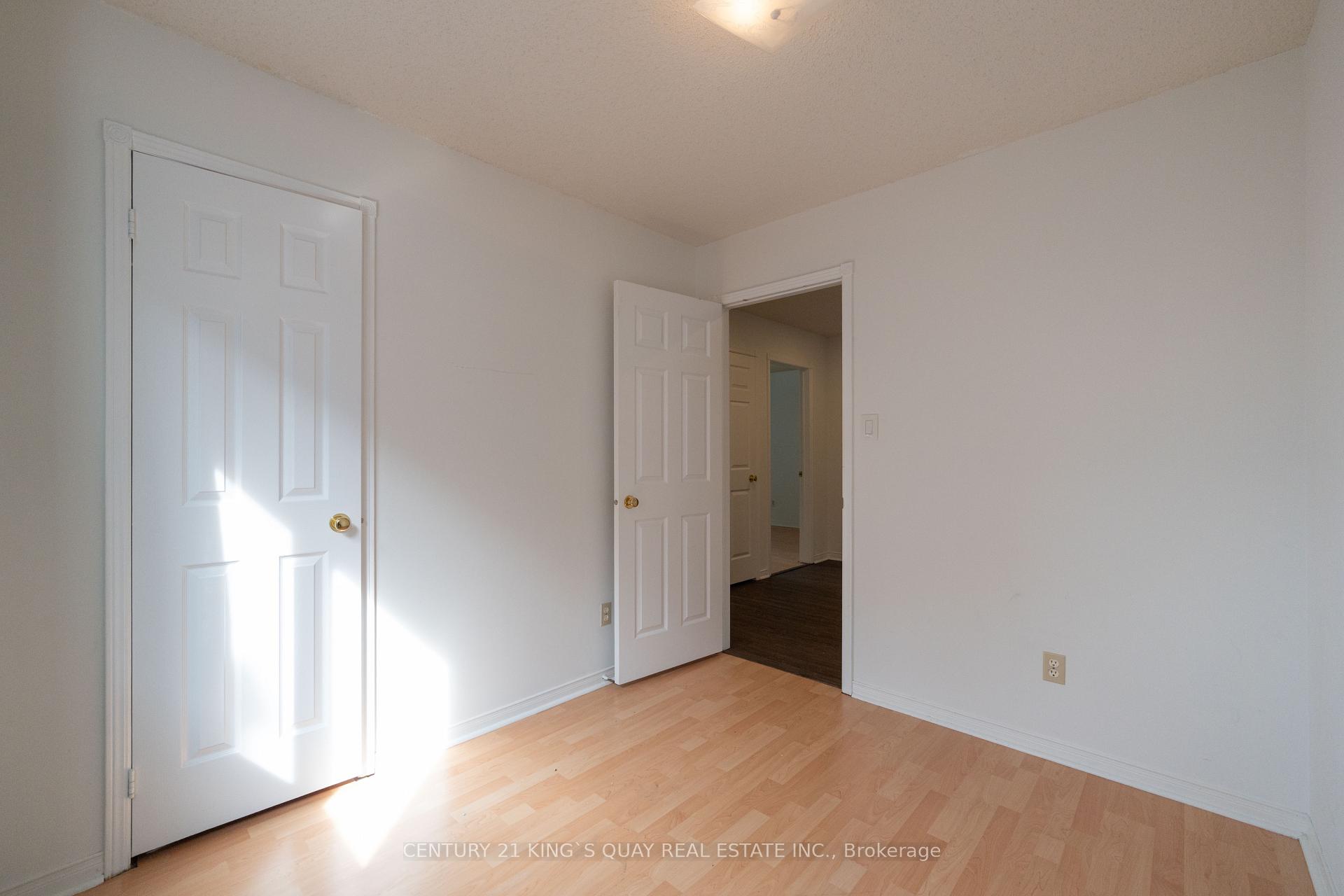 Photo 13 of 36 Dawlish Avenue, Aurora, Aurora Highlands — HOMEH