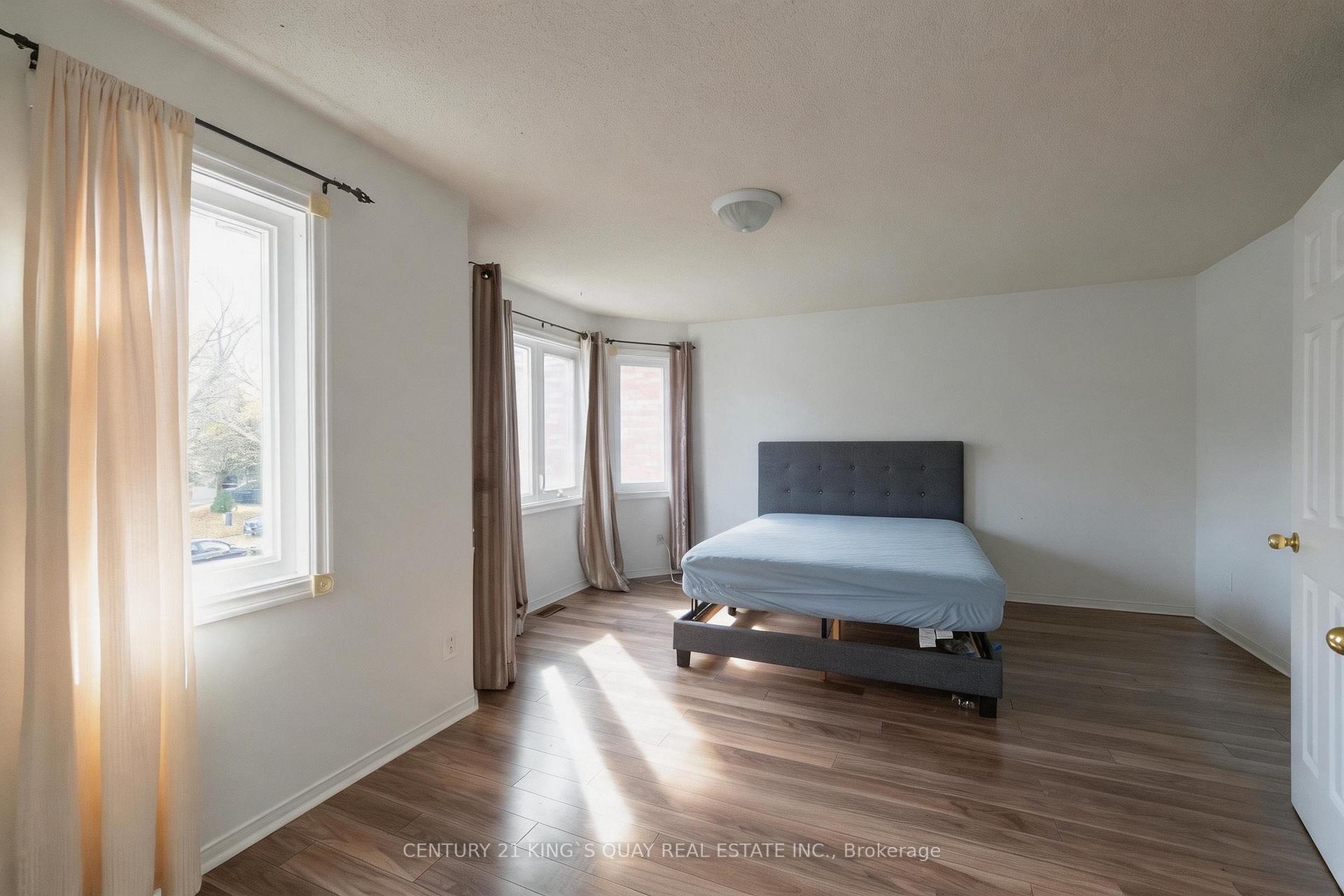 Photo 15 of 36 Dawlish Avenue, Aurora, Aurora Highlands — HOMEH