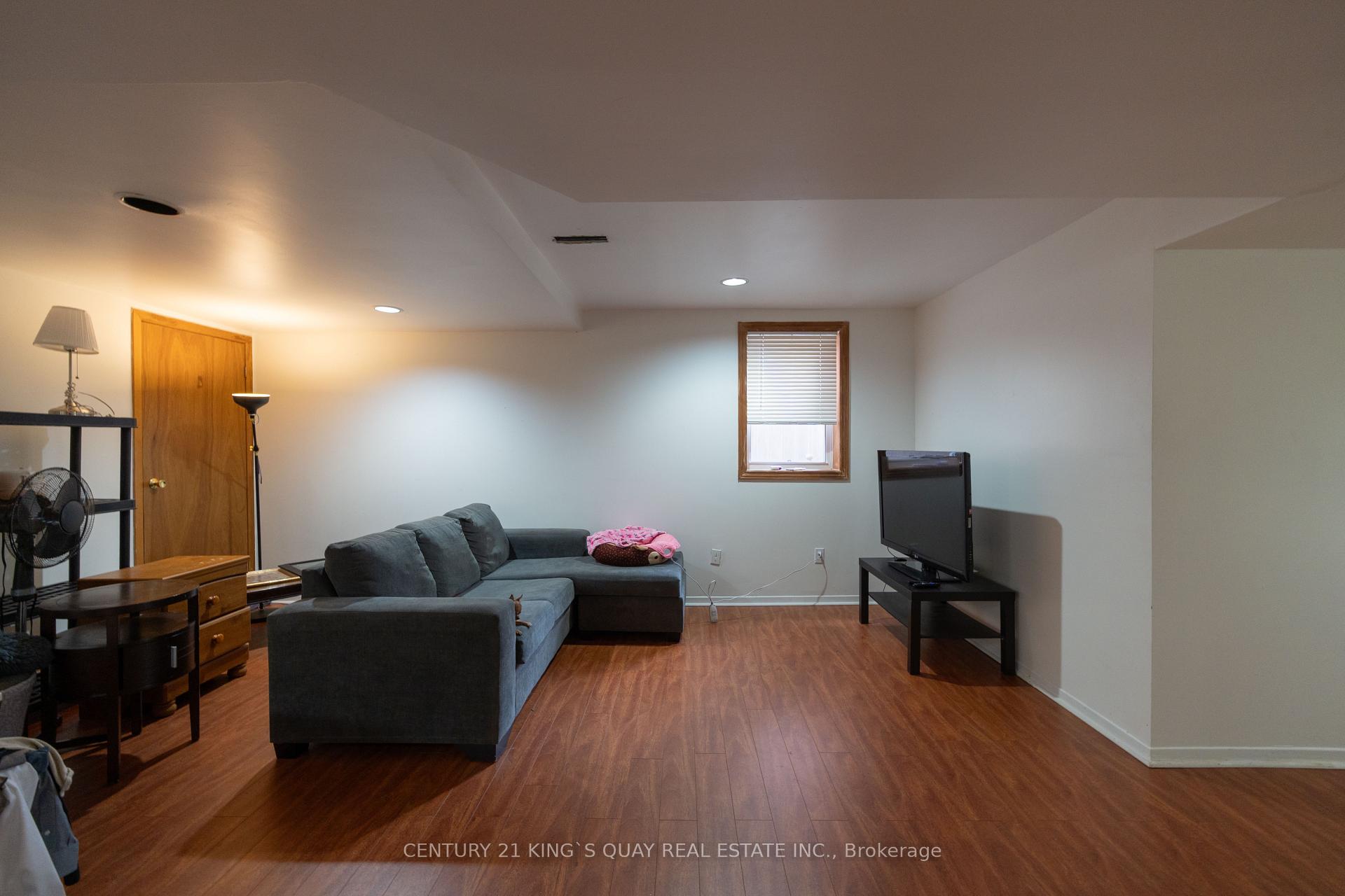 Photo 27 of 36 Dawlish Avenue, Aurora, Aurora Highlands — HOMEH
