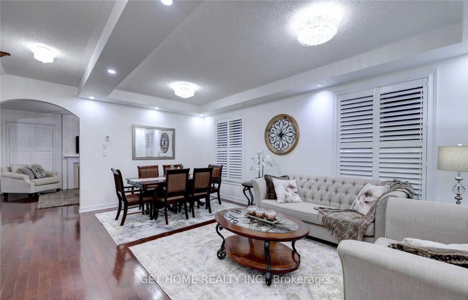 Photo 6 of Unit Main, 30 Proud Court, Brampton, Credit Valley — HOMEH