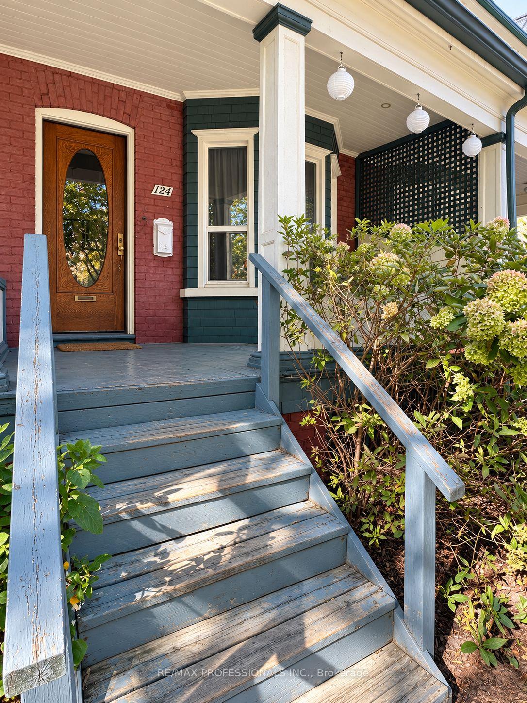 Photo 7 of 124 Close Avenue, Toronto, South Parkdale — HOMEH