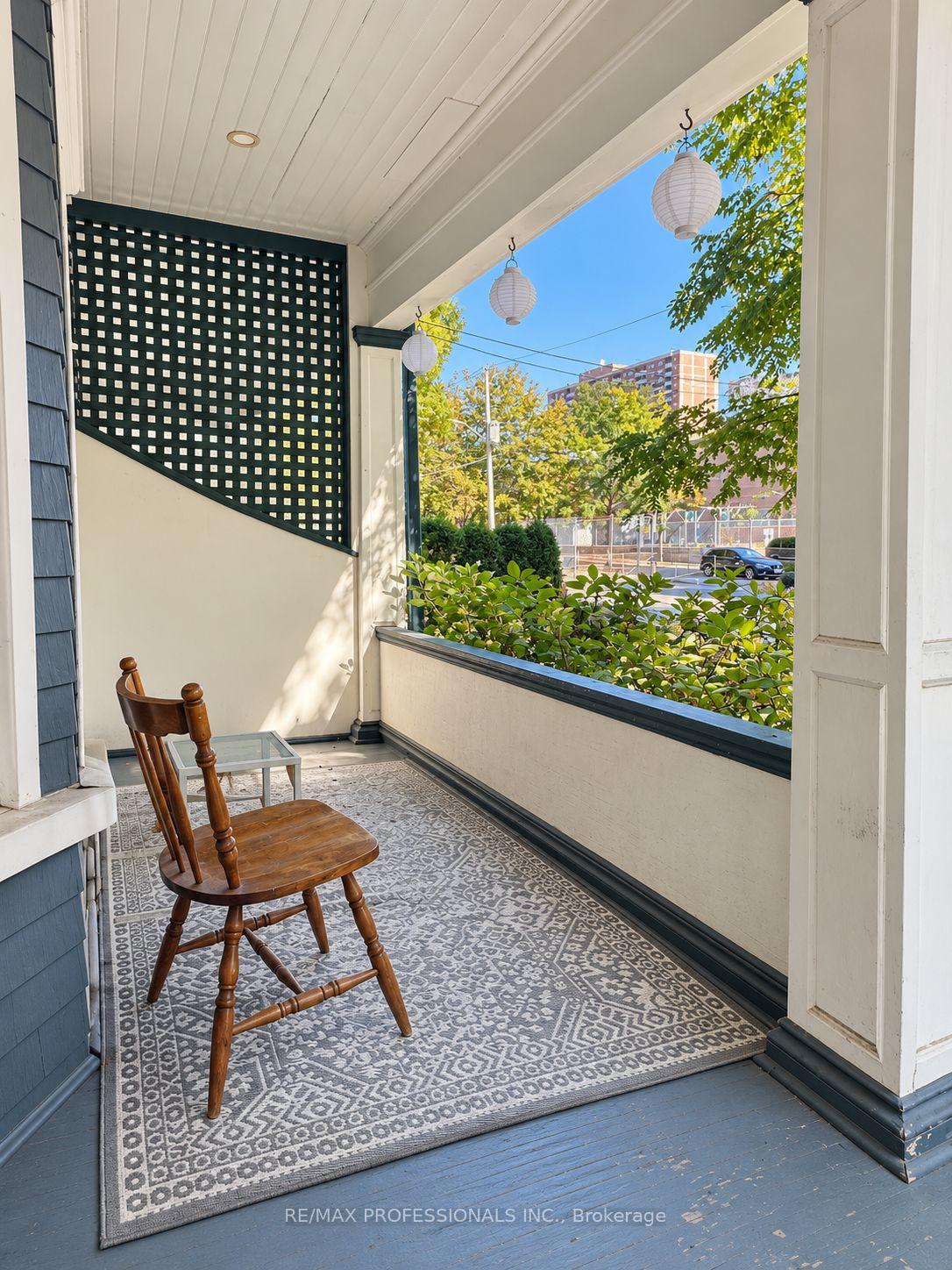 Photo 8 of 124 Close Avenue, Toronto, South Parkdale — HOMEH