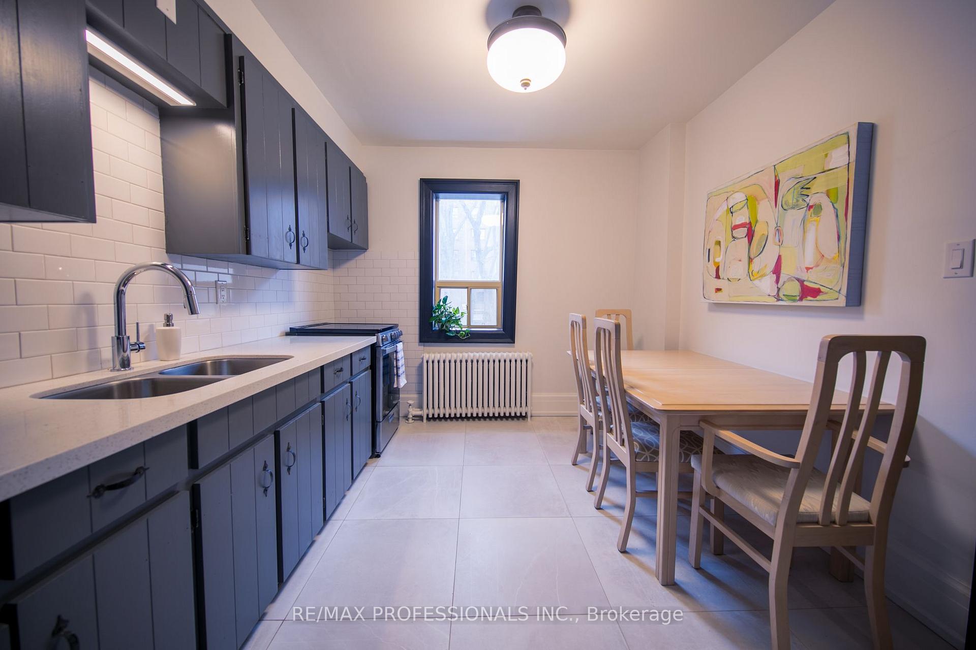 Photo 22 of 124 Close Avenue, Toronto, South Parkdale — HOMEH