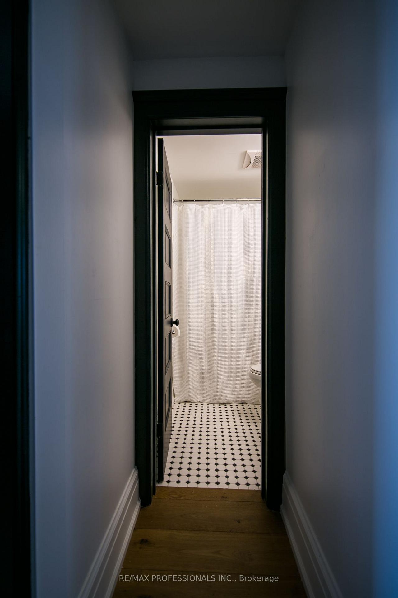 Photo 44 of 124 Close Avenue, Toronto, South Parkdale — HOMEH