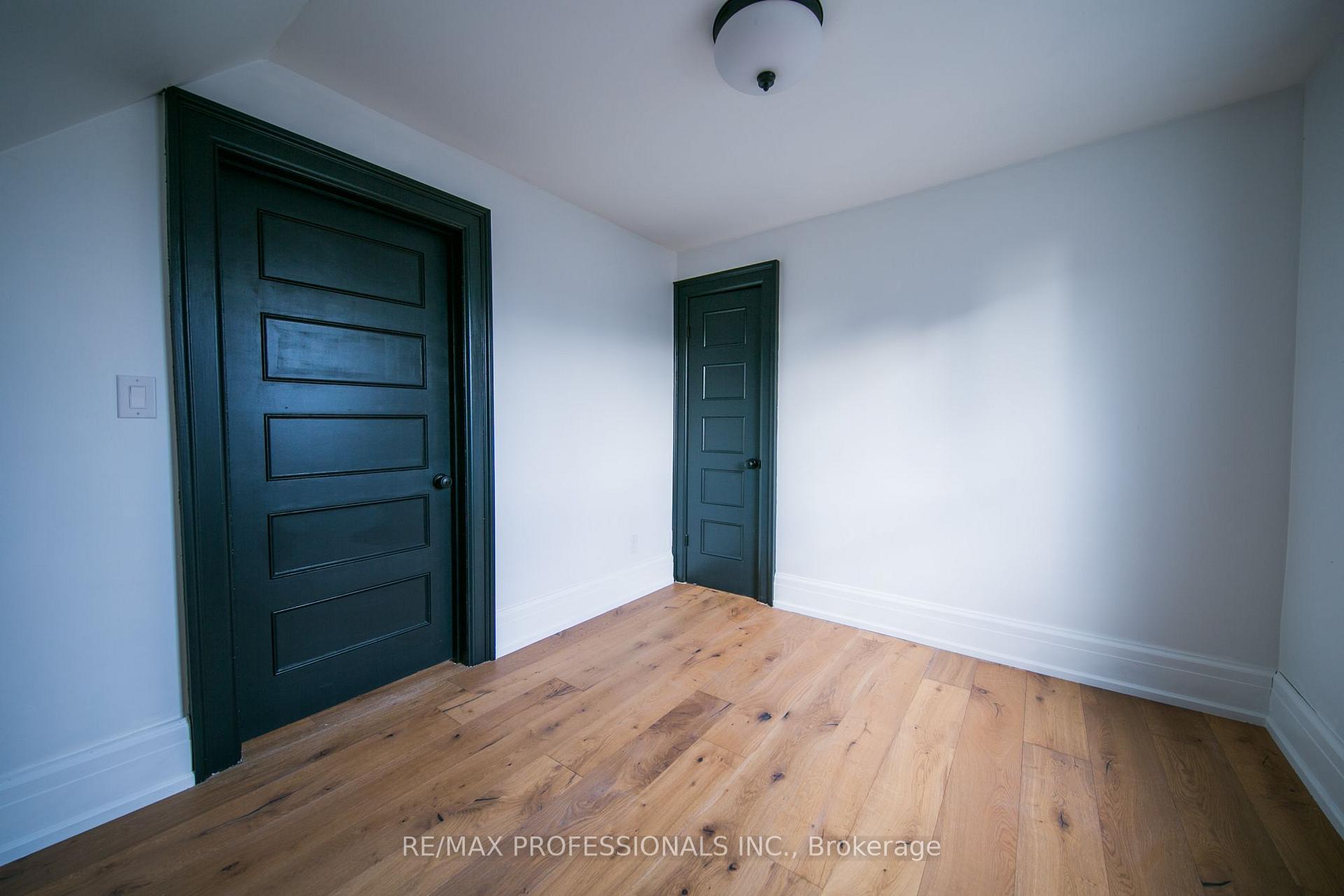 Photo 49 of 124 Close Avenue, Toronto, South Parkdale — HOMEH