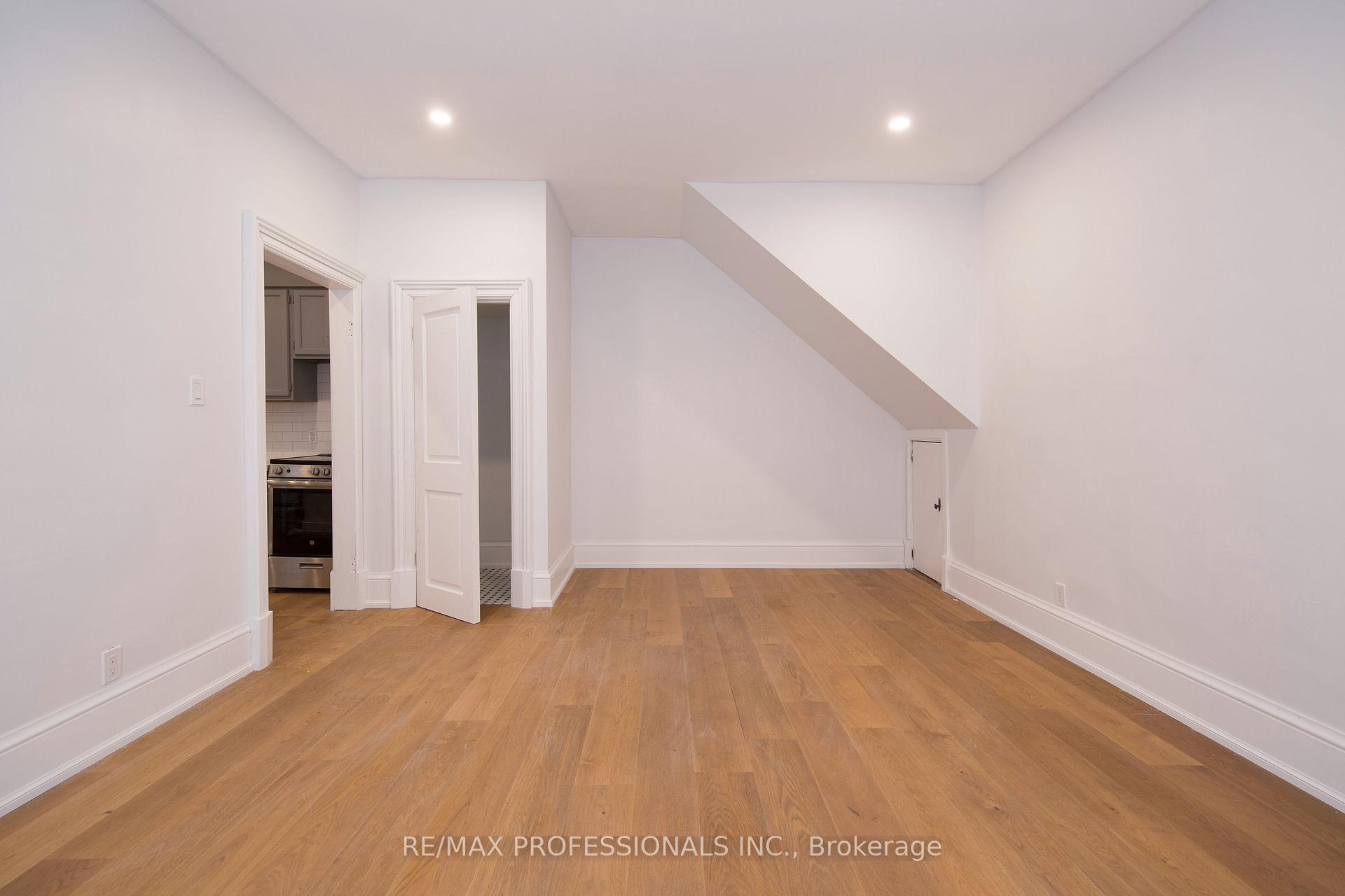 Photo 50 of 124 Close Avenue, Toronto, South Parkdale — HOMEH