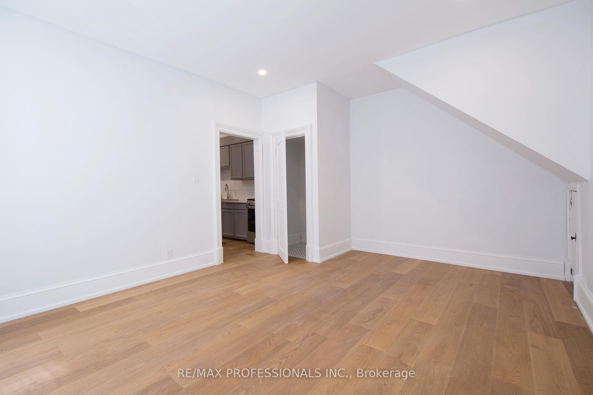 Photo 51 of 124 Close Avenue, Toronto, South Parkdale — HOMEH