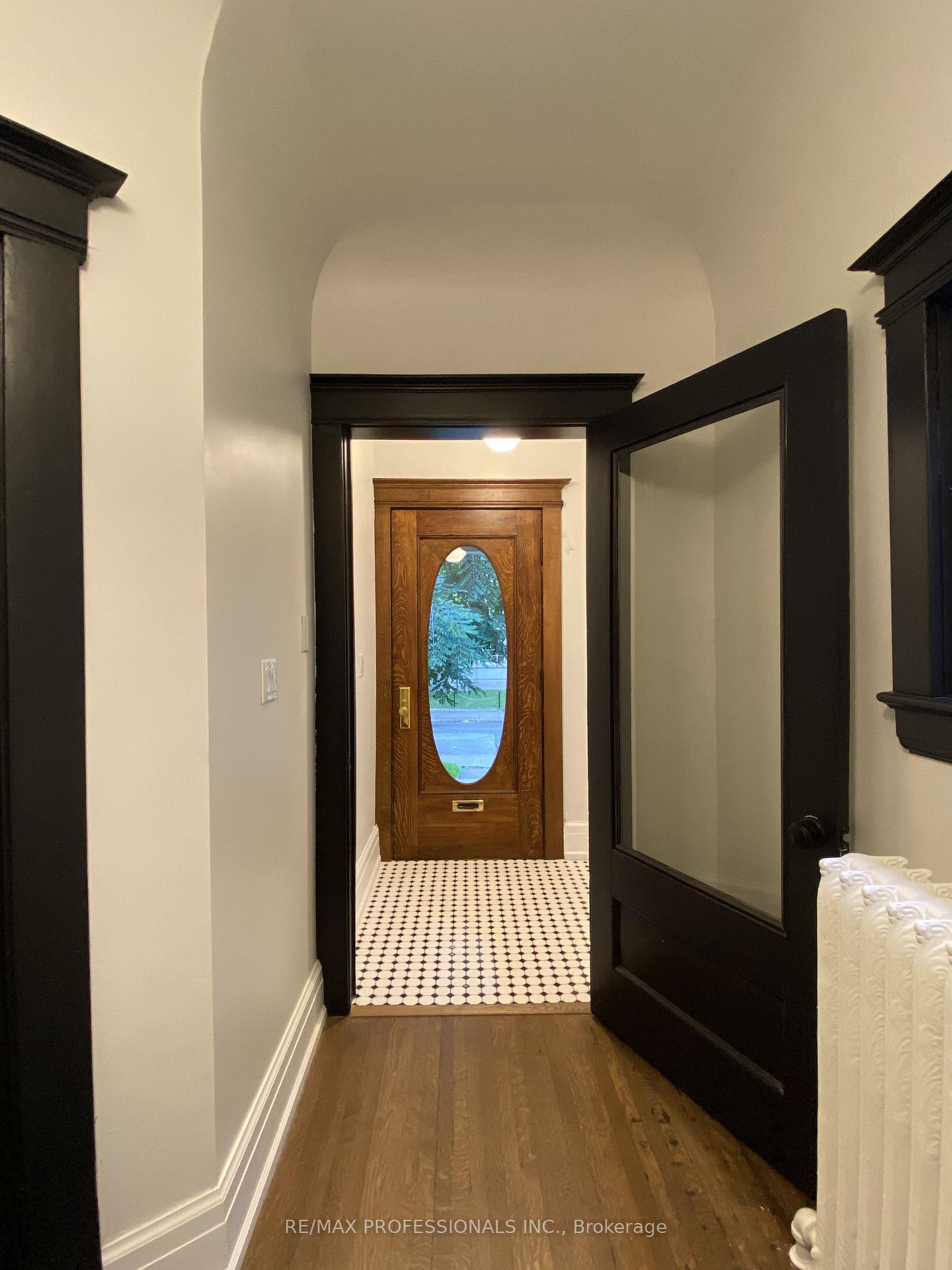 Photo 10 of 124 Close Avenue, Toronto, South Parkdale — HOMEH