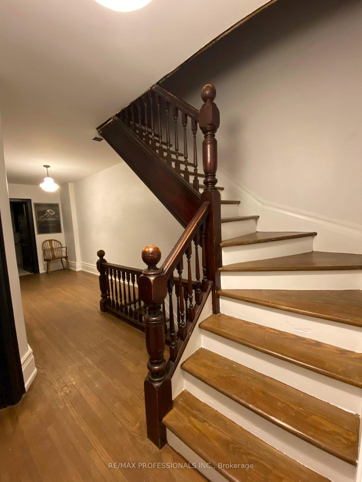 Photo 30 of 124 Close Avenue, Toronto, South Parkdale — HOMEH